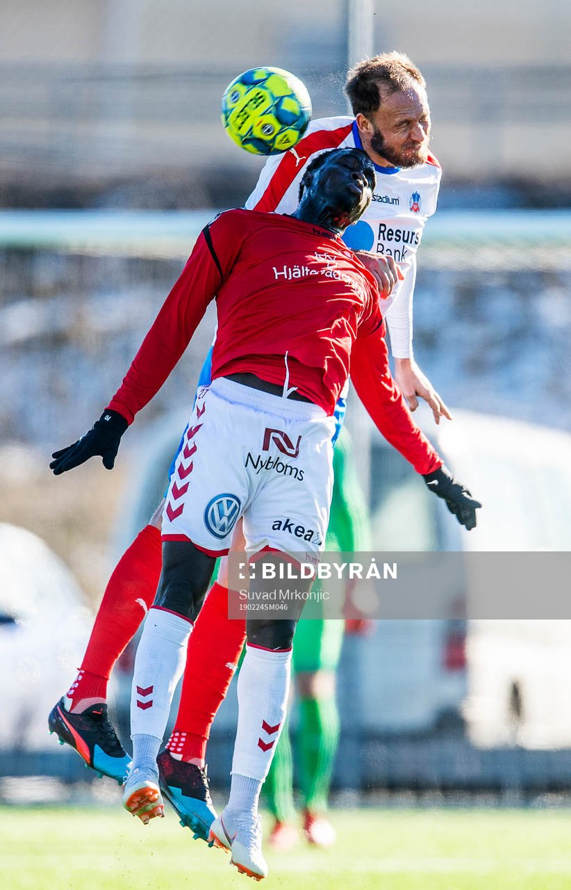 Kalmars Papa Alioune Diouf och Helsingborgs Andreas
