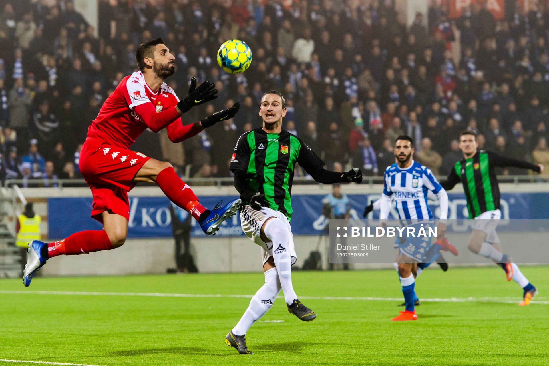 GAIS Edin Hamidovic och IFK Göteborgs målvakt Giannis