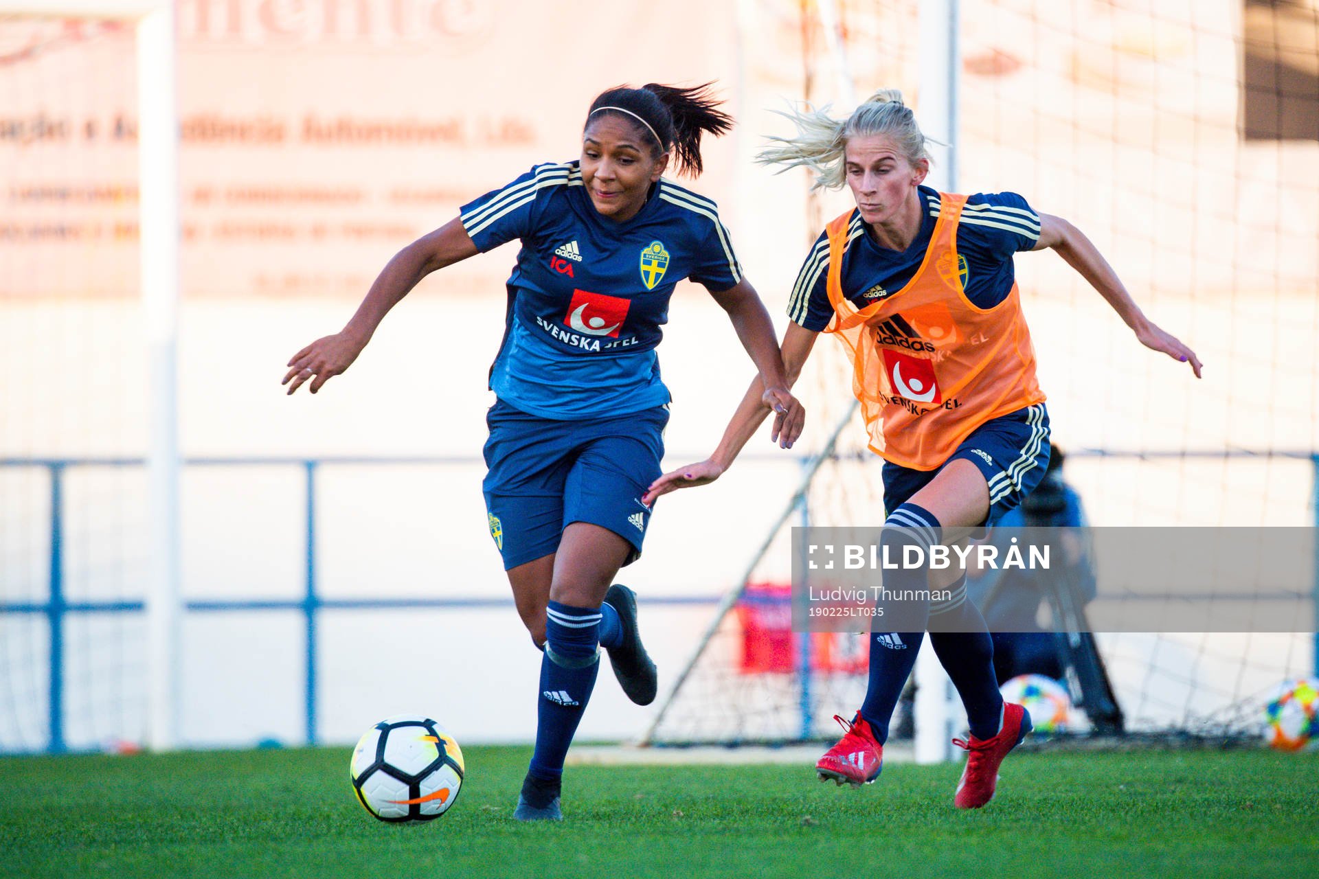 Madelen Janogy och Sofia Jakobsson
