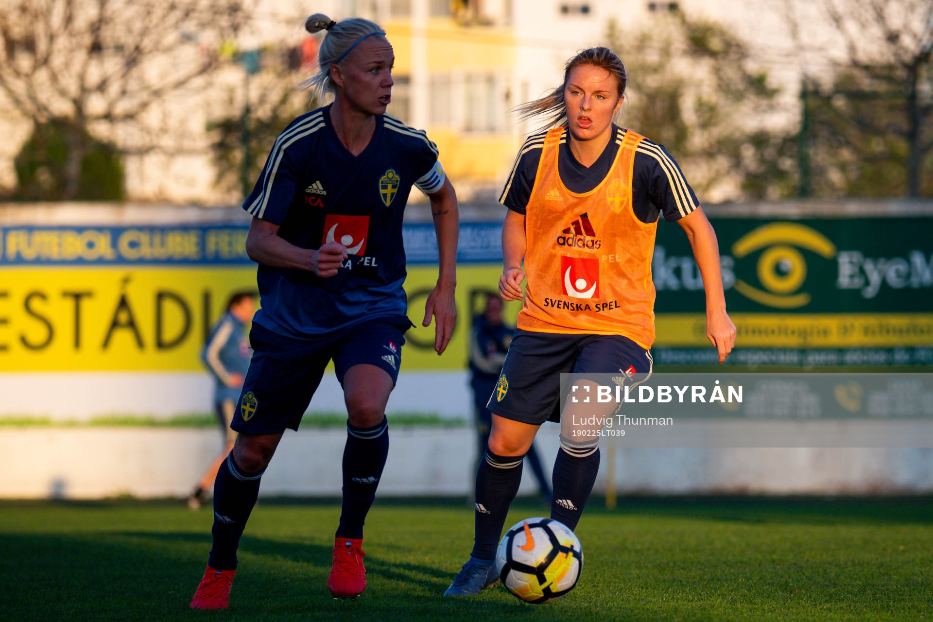 Caroline Seger och Mimmi Larsson