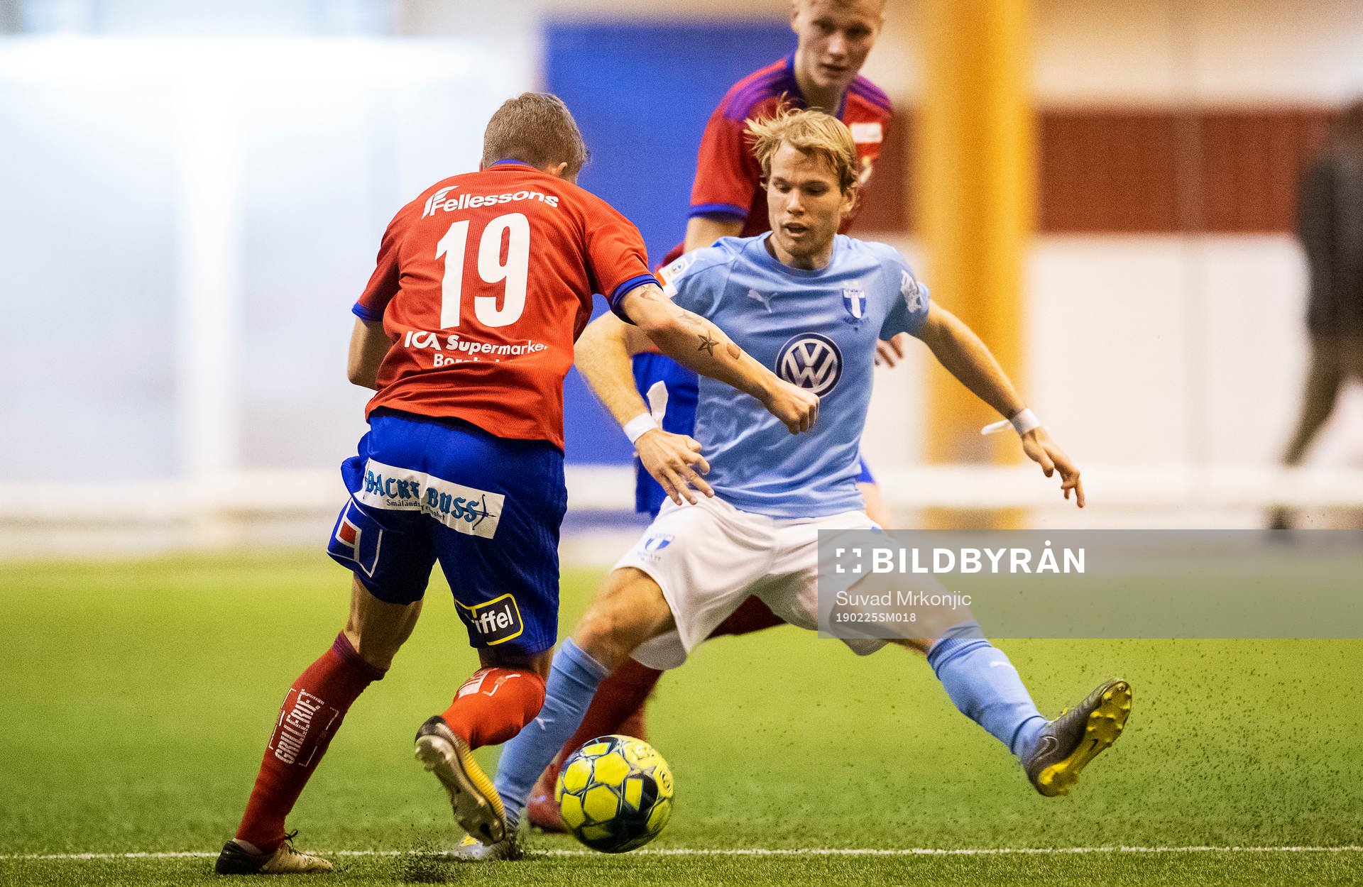 Malmö FFs Oscar Lewicki och Östers Anton Andreasson