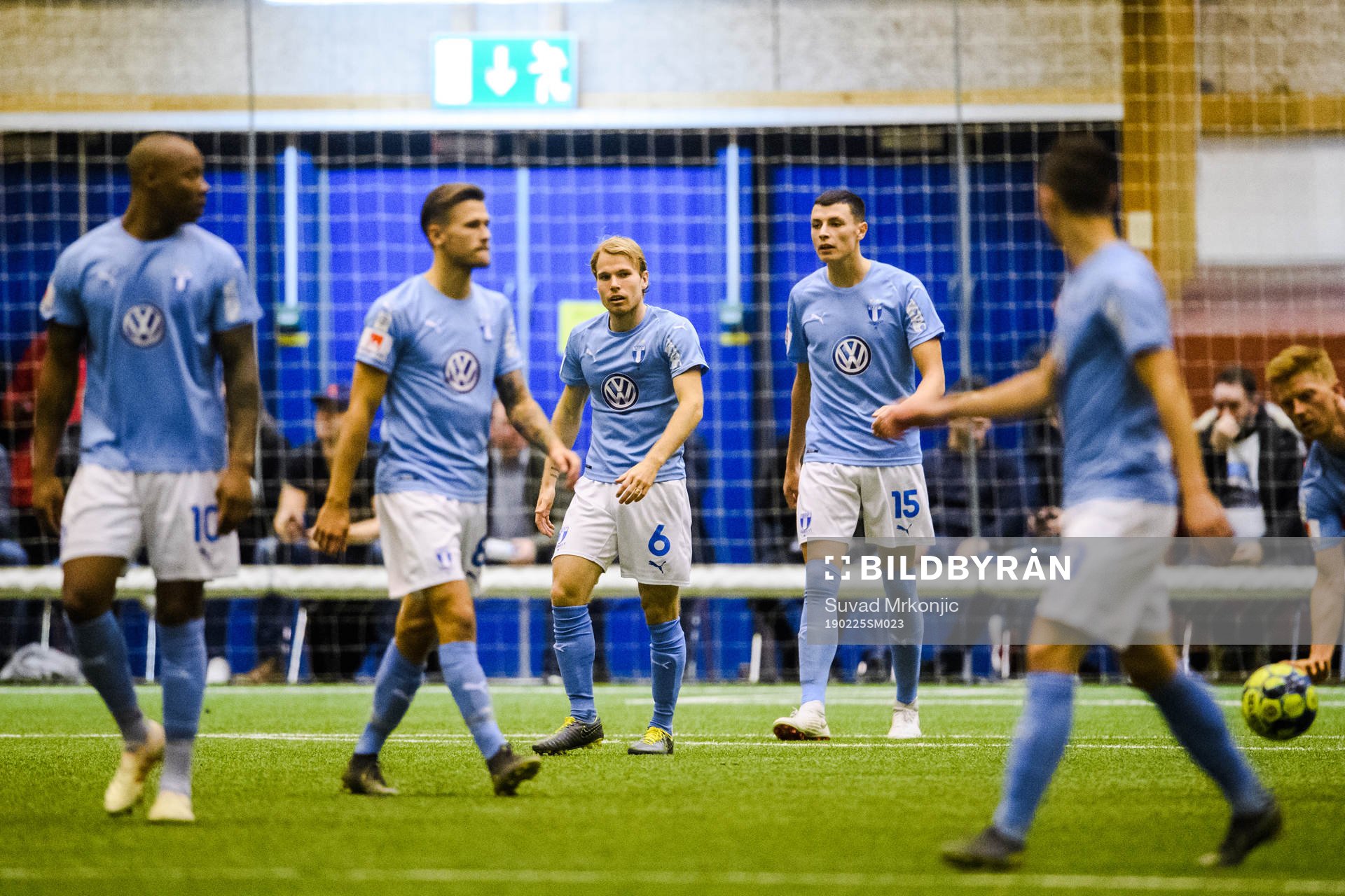 Malmö FFs Oscar Lewicki och Anel Ahmedhodzic deppar med