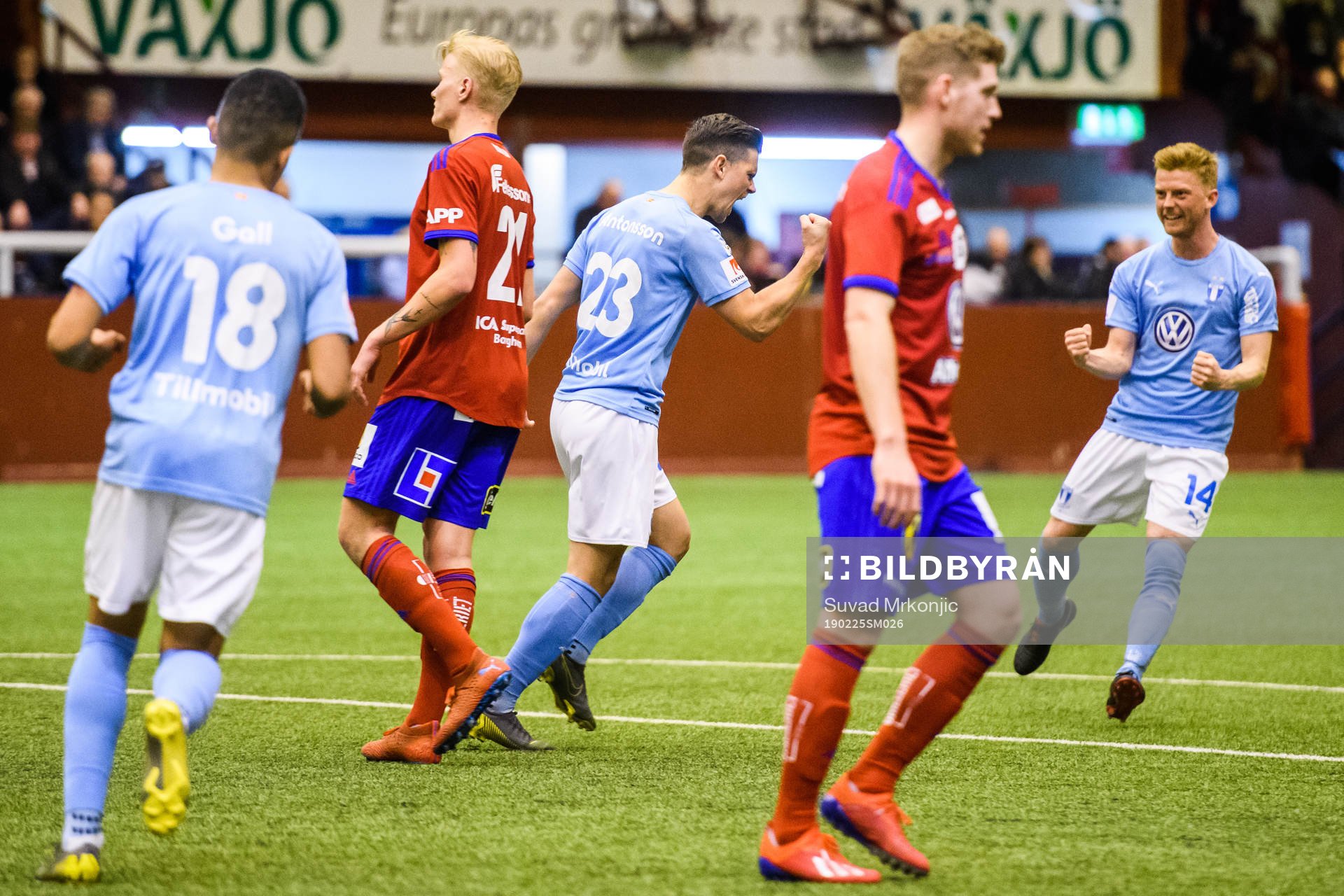 Malmö FFs Marcus Antonsson jublar med lagkamrater