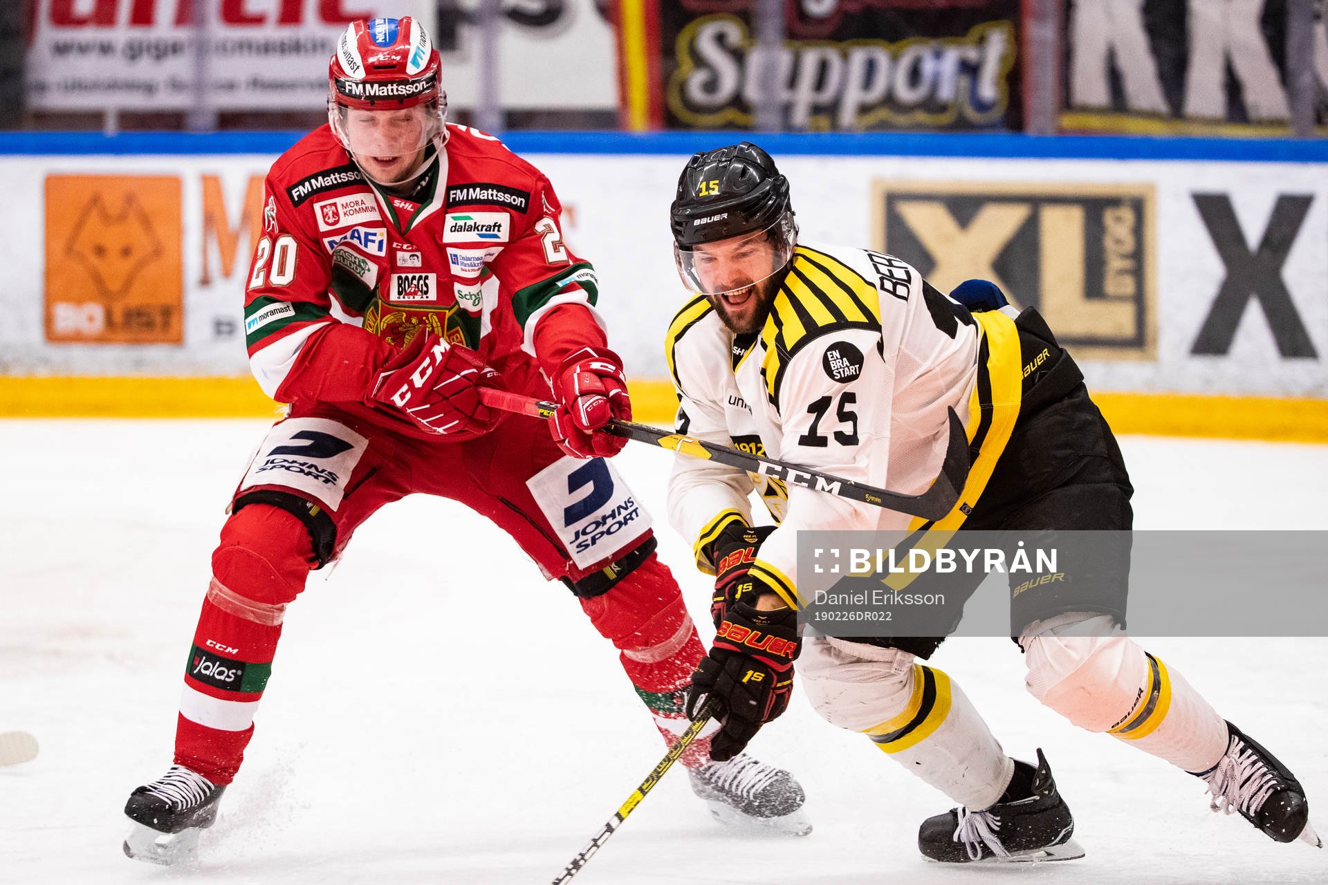 Moras Nils Carnbäck och Brynäs Simon Bertilsson