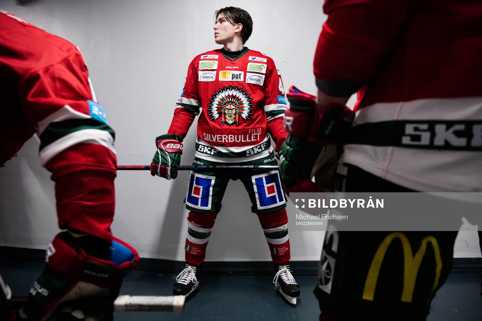 Frölundas Oliwer Fjellström innan ishockeymatchen i SHL