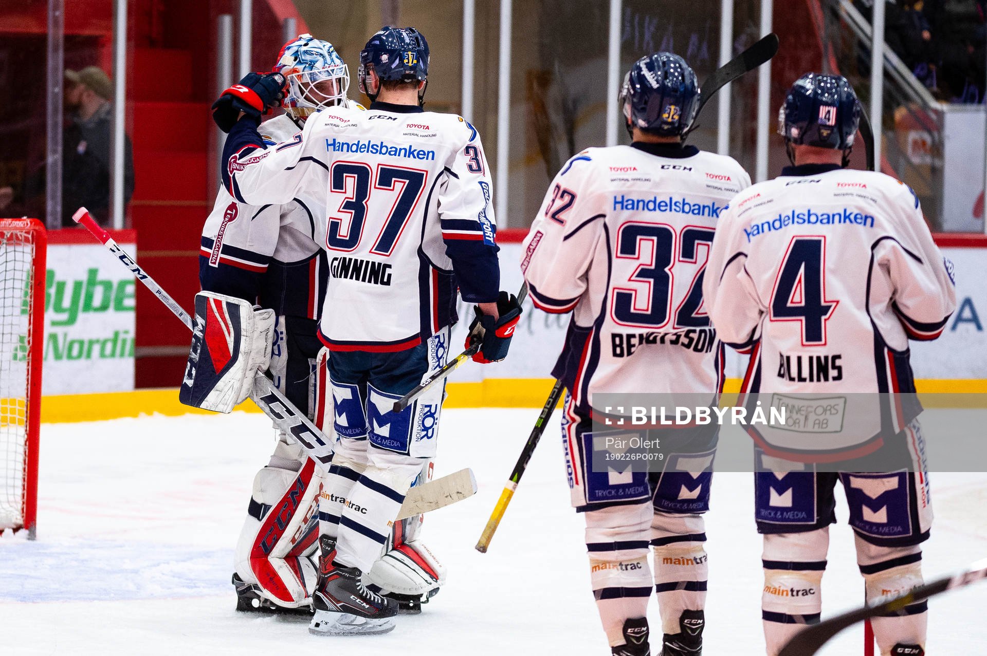 Linköpings målvakt Jonas Gustavsson och Adam Ginning