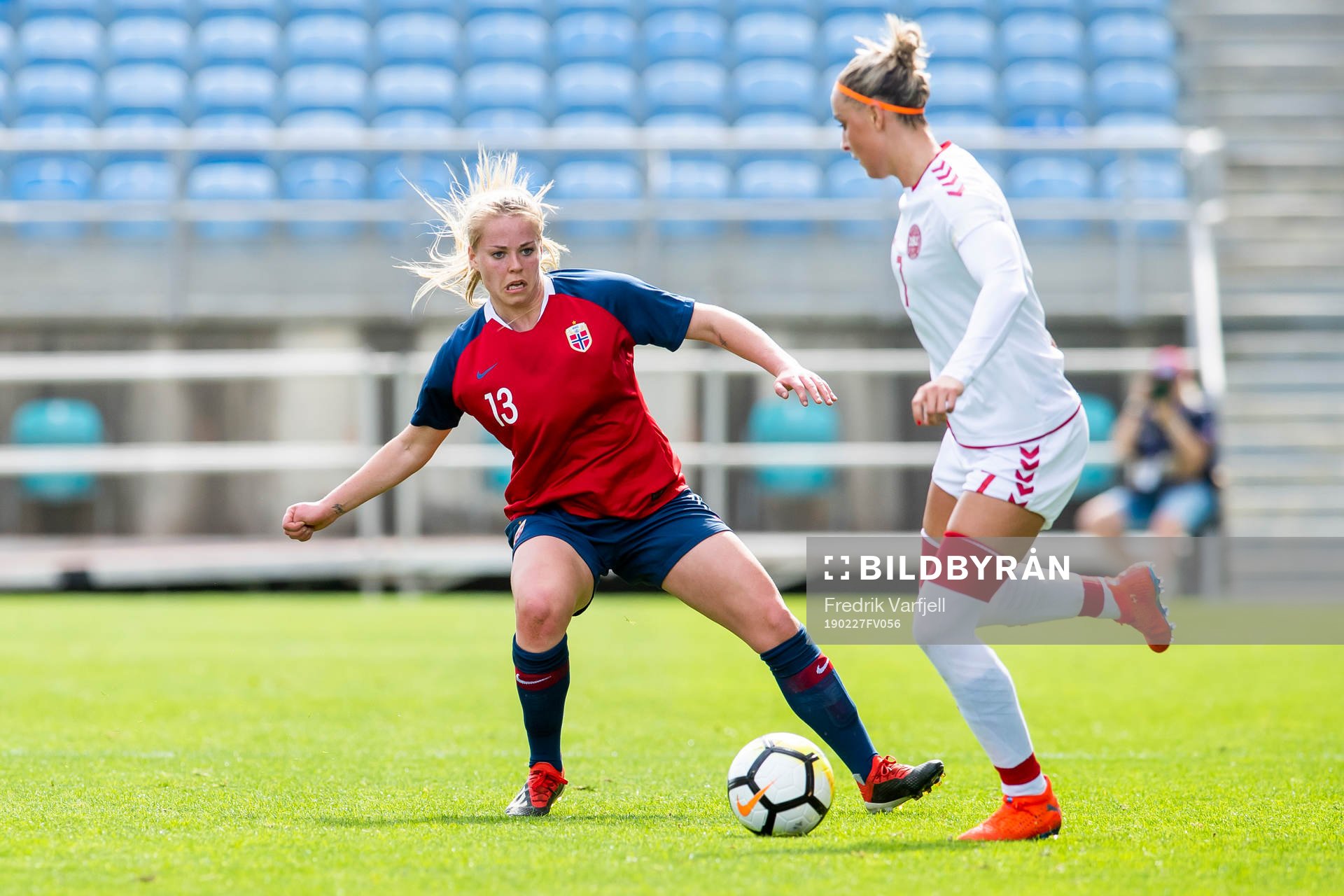 Therese Sessy Åsland of Norway and Sanne Troelsgaard of Denmark during the Algarve Cup match between Norway and Denmark on February 27, 2019 in Faro.