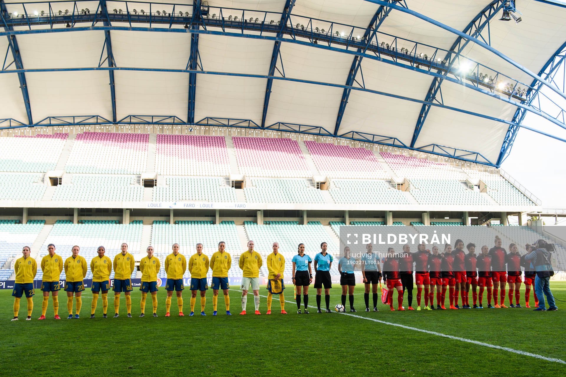 Players of Sweden  and of Switzerland