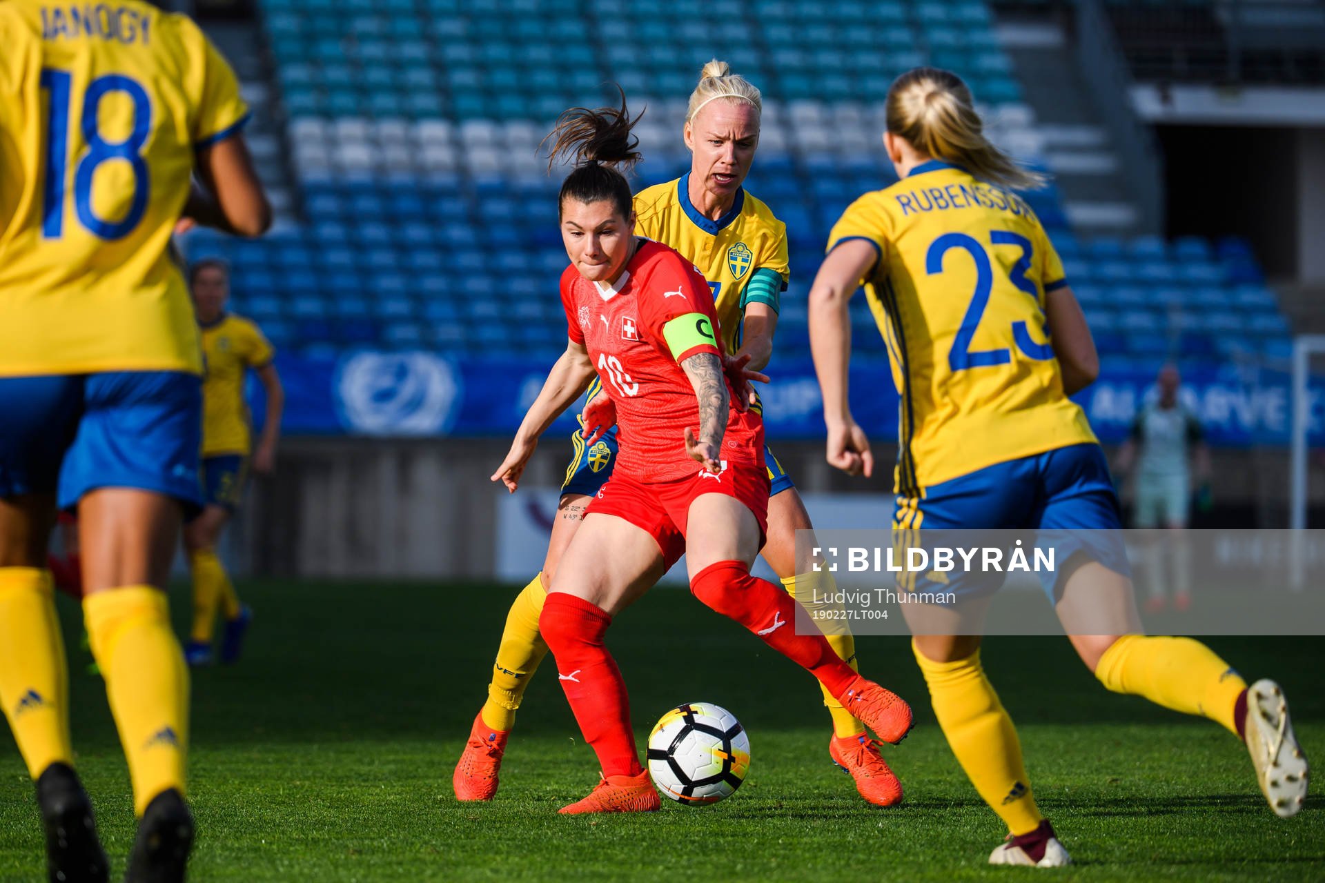 Caroline Seger of Sweden and Florijana Ismaili of