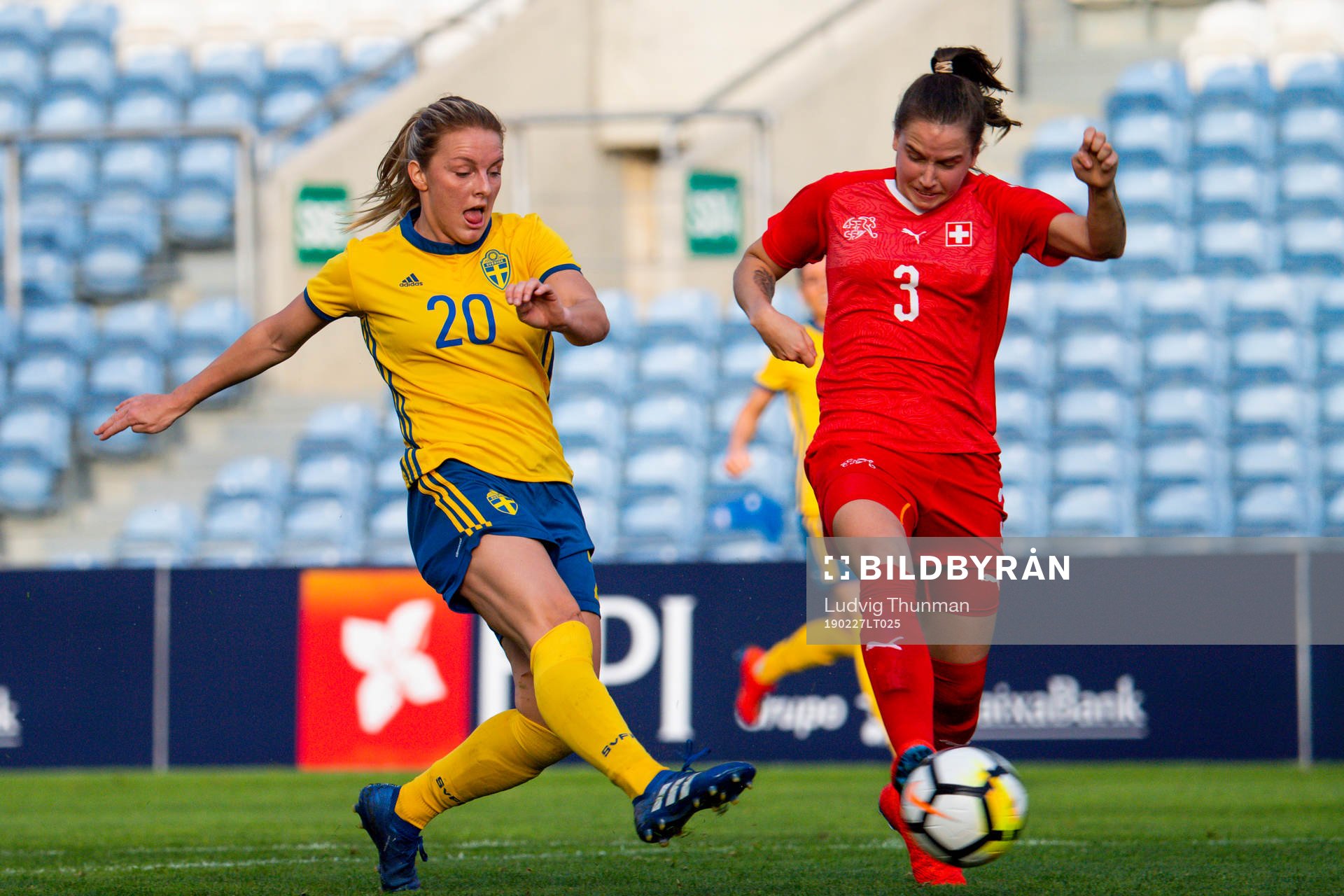 Mimmi Larsson of Sweden scores 2-1
