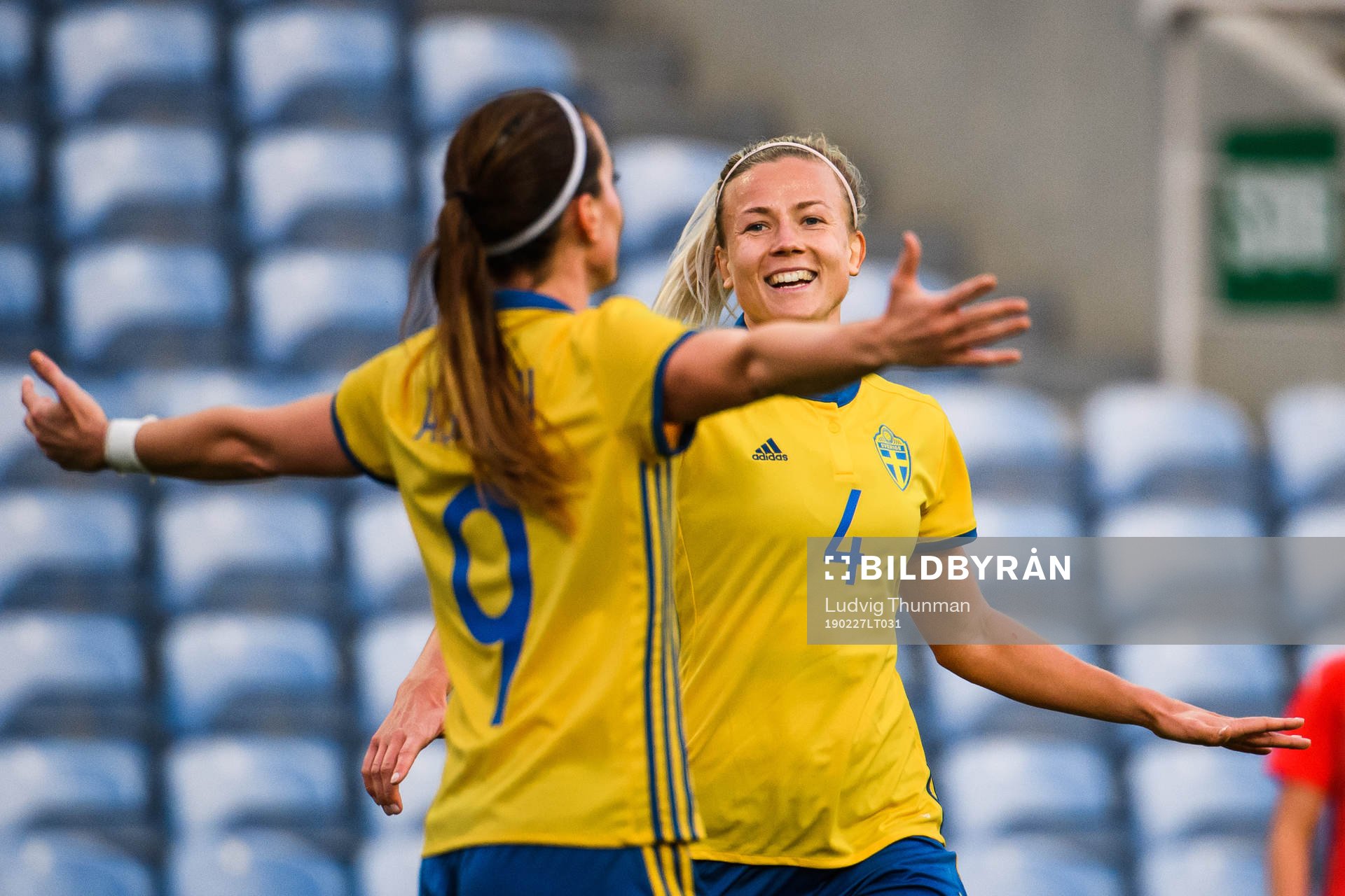 Hanna Glas and Kosovare Asllani of Sweden celebrates after 3-1 during the Algarve Cup 2019 match between Sweden and Switzerland on February 27, 2019 in Algarve.