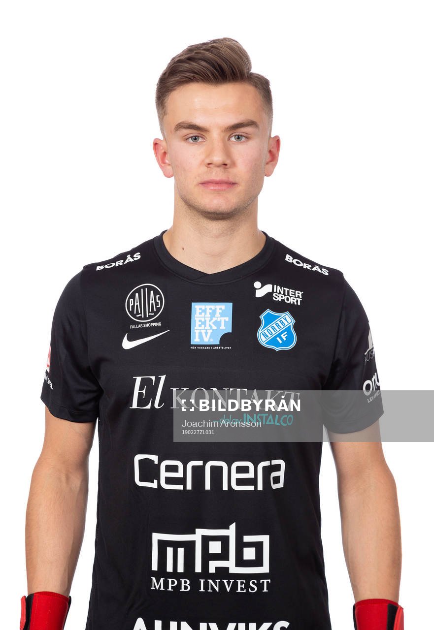 Norrbys målvakt Erik Ekström poserar för ett porträtt den 27 februari 2019 i Borås.
