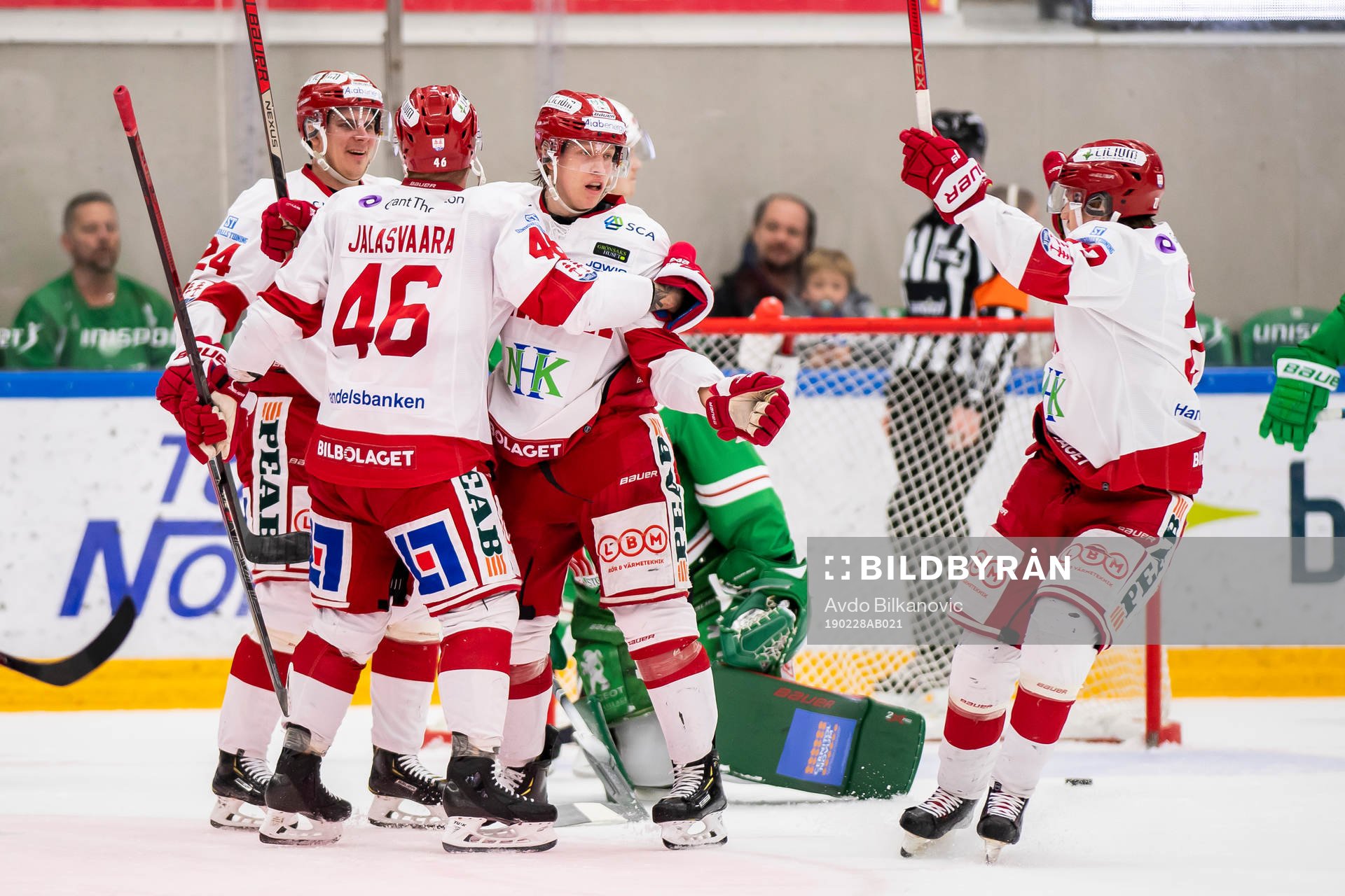 Timrås Vilmos Gallo jublar