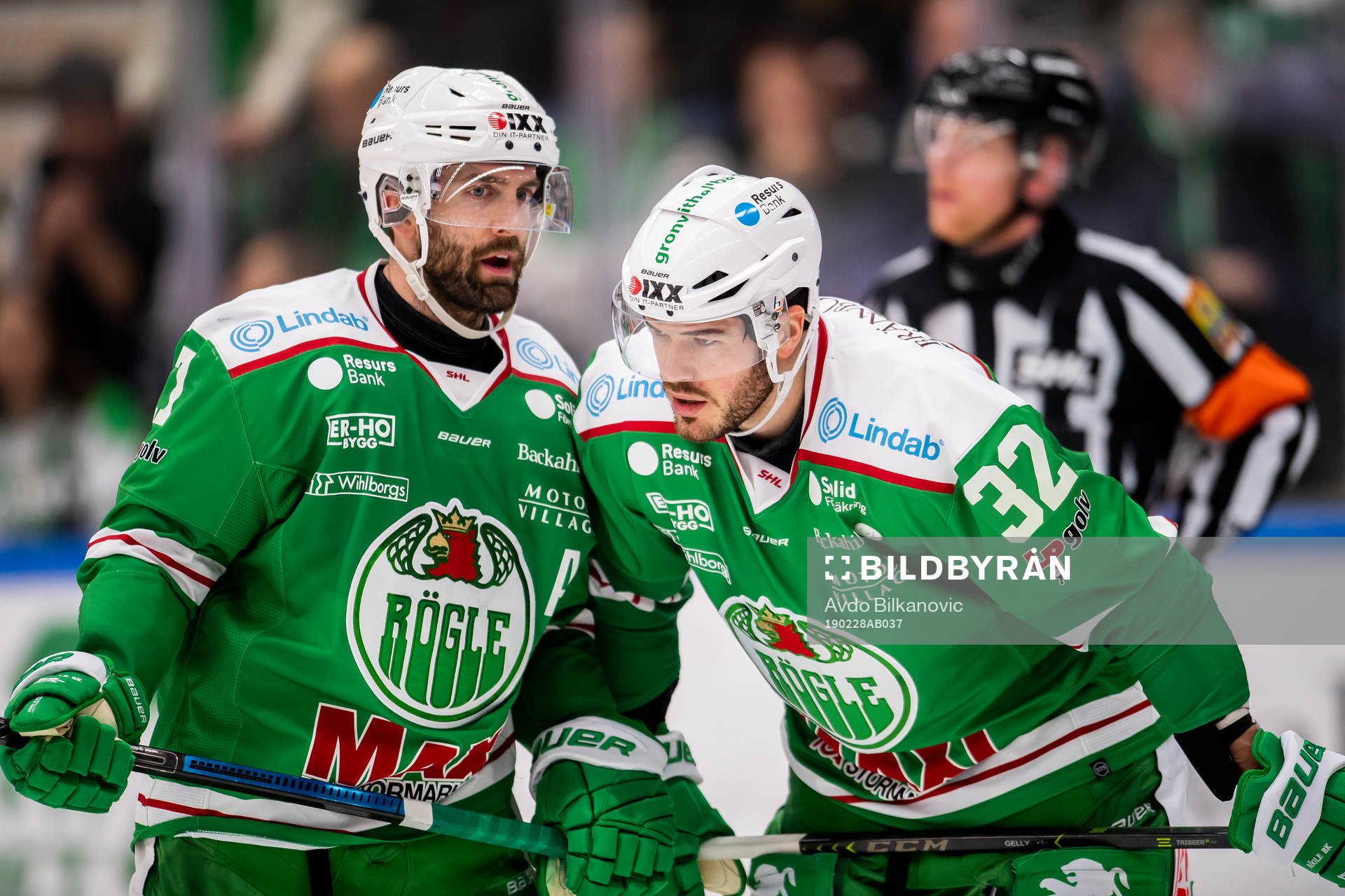 Rögles Éric Gélinas och Taylor Matson