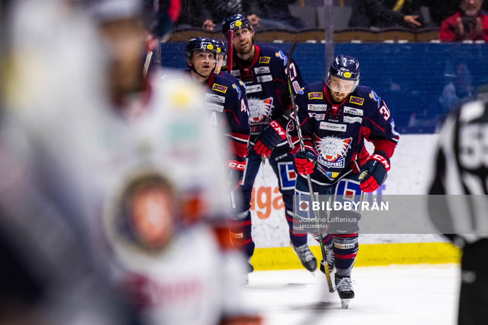 Linköpings Lukas Bengtsson och Broc Little jublar