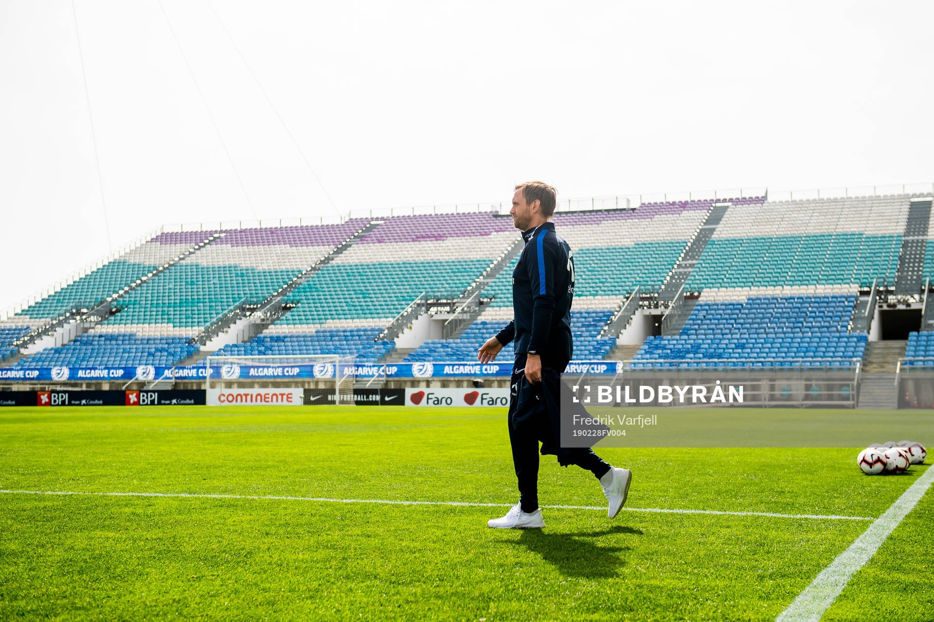 Martin Sjögren, head coach of Norway, arrives the stadium