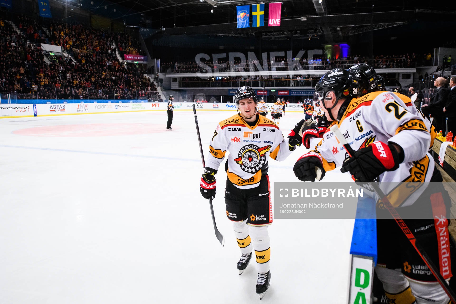 Luleås Oscar Engsund jublar