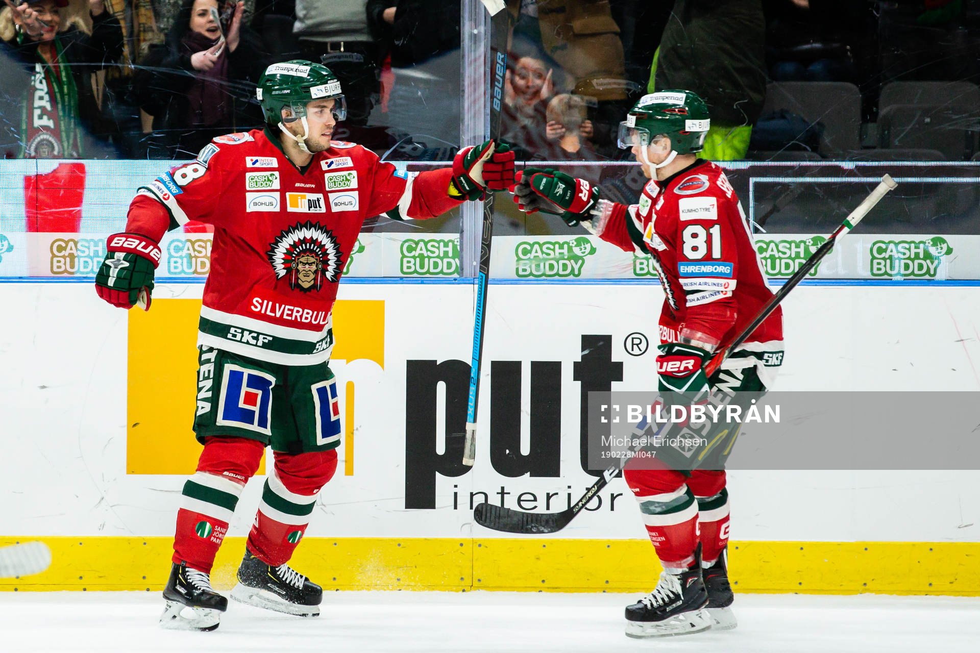 Frölundas Mattias Nörstebö jublar med Ryan Lasch