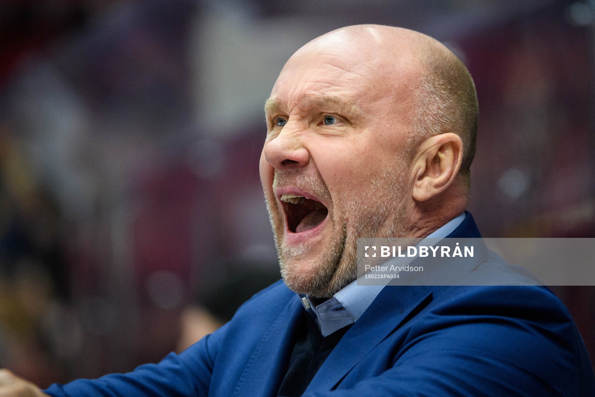 Malmö Redhawks tränare Peter Andersson reagerar