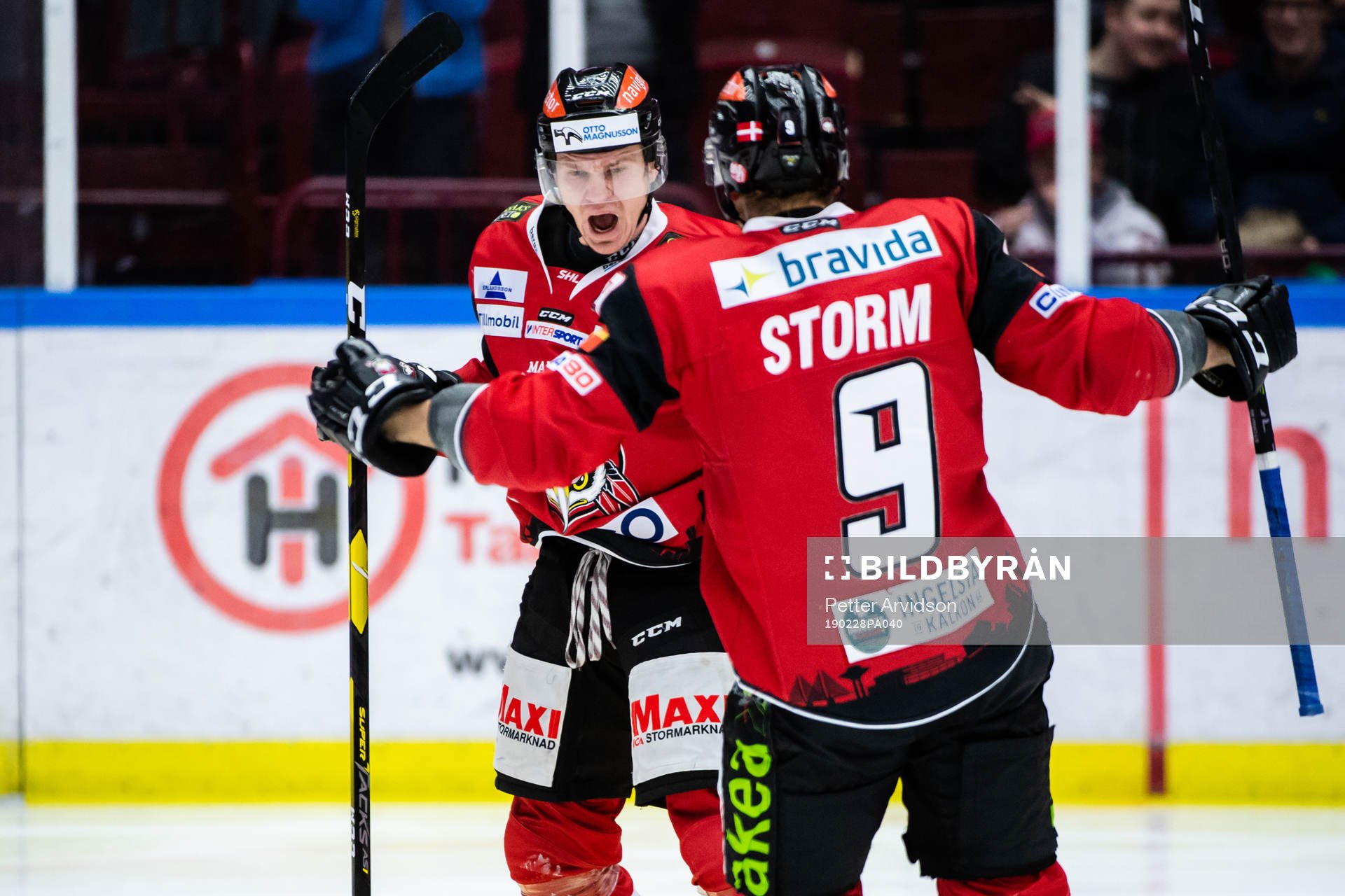 Malmö Redhawks Tobias Ekberg jublar