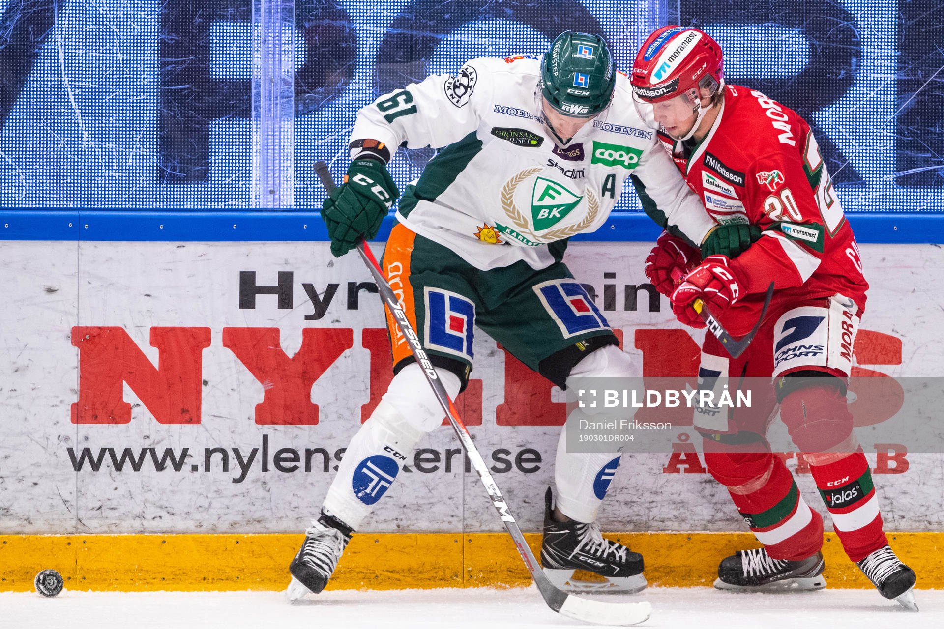 Färjestads Johan Ryno och Moras Nils Carnbäck