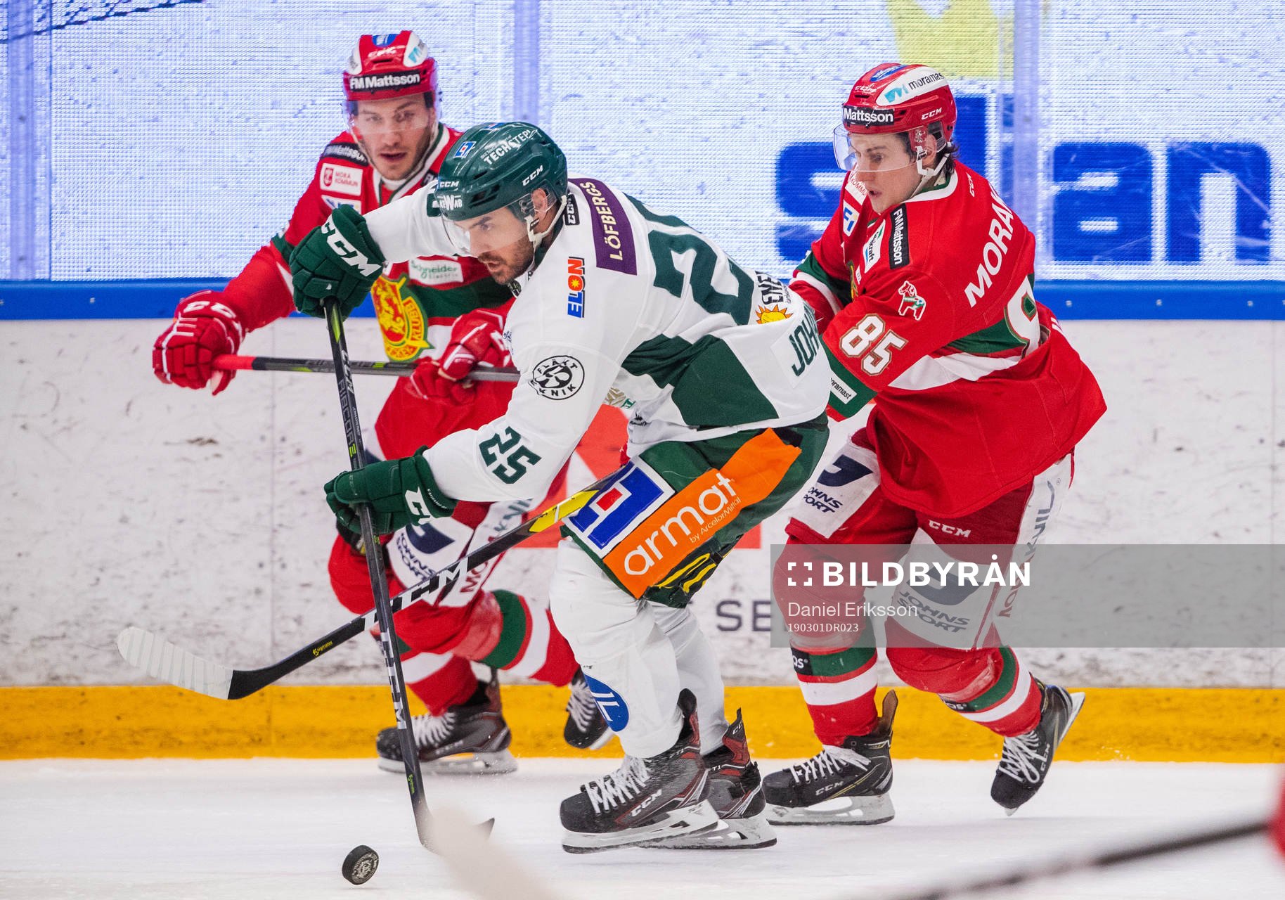 Färjestads Martin Johansson och Moras Michael Haga