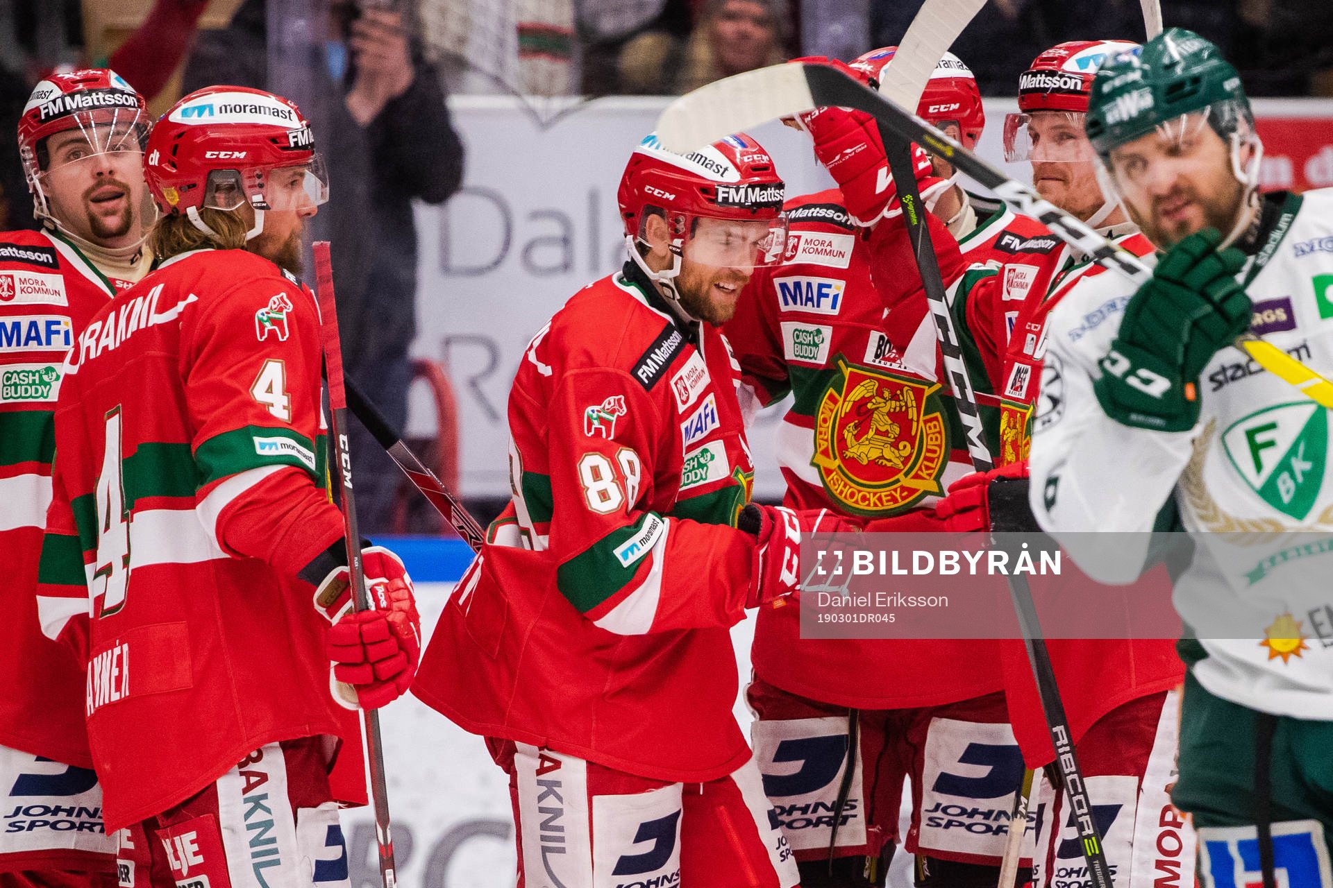 Moras Spencer Abbott, Viktor Amnér, Andrew Rowe jublar med