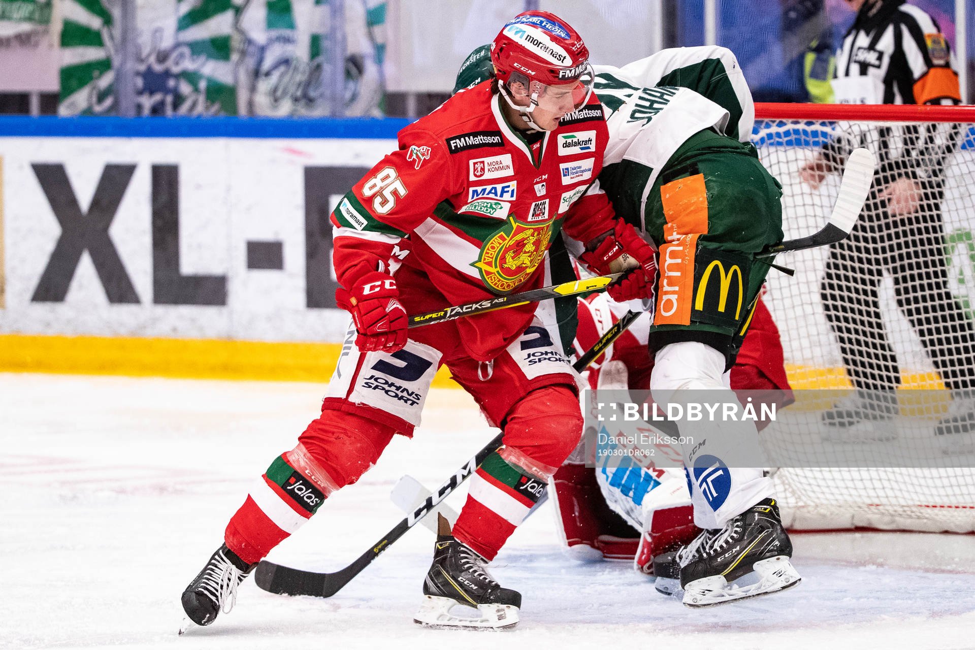 Moras Michael Haga och Färjestads Linus Johansson
