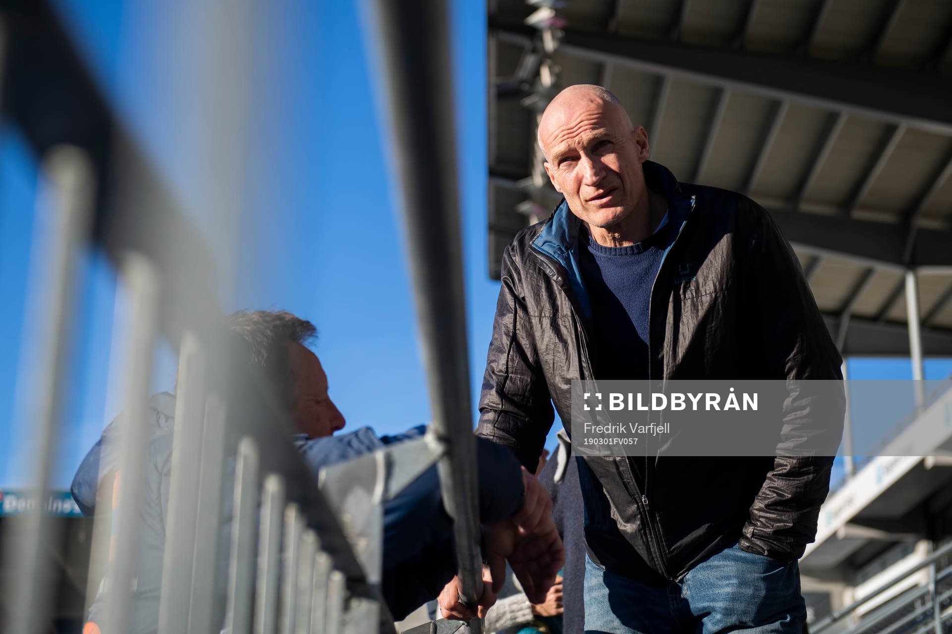 Bjarne Berntsen, head coach of Viking, and Erik Thorstvedt