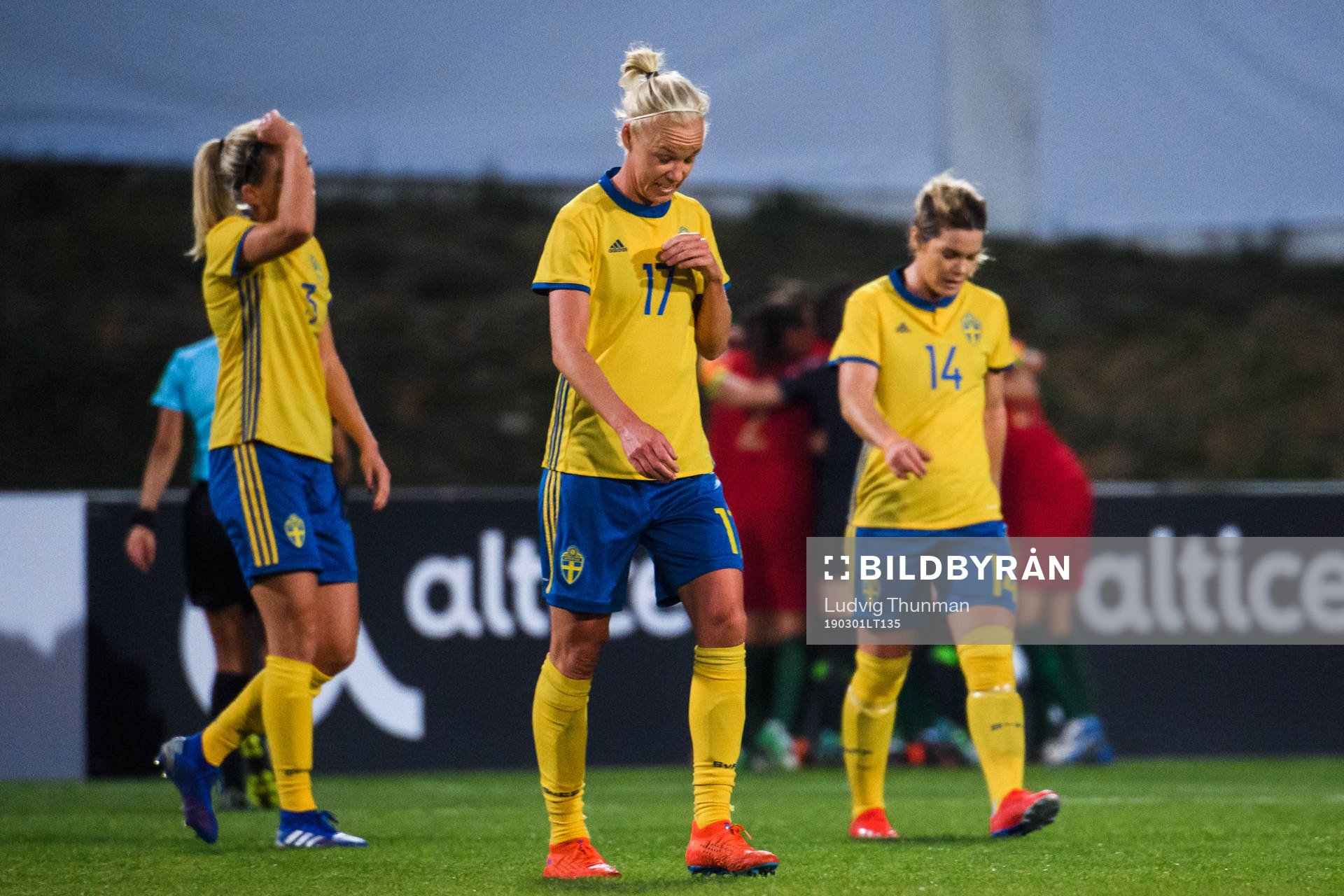Caroline Seger and Nathalie Björn of Sweden looks dejected