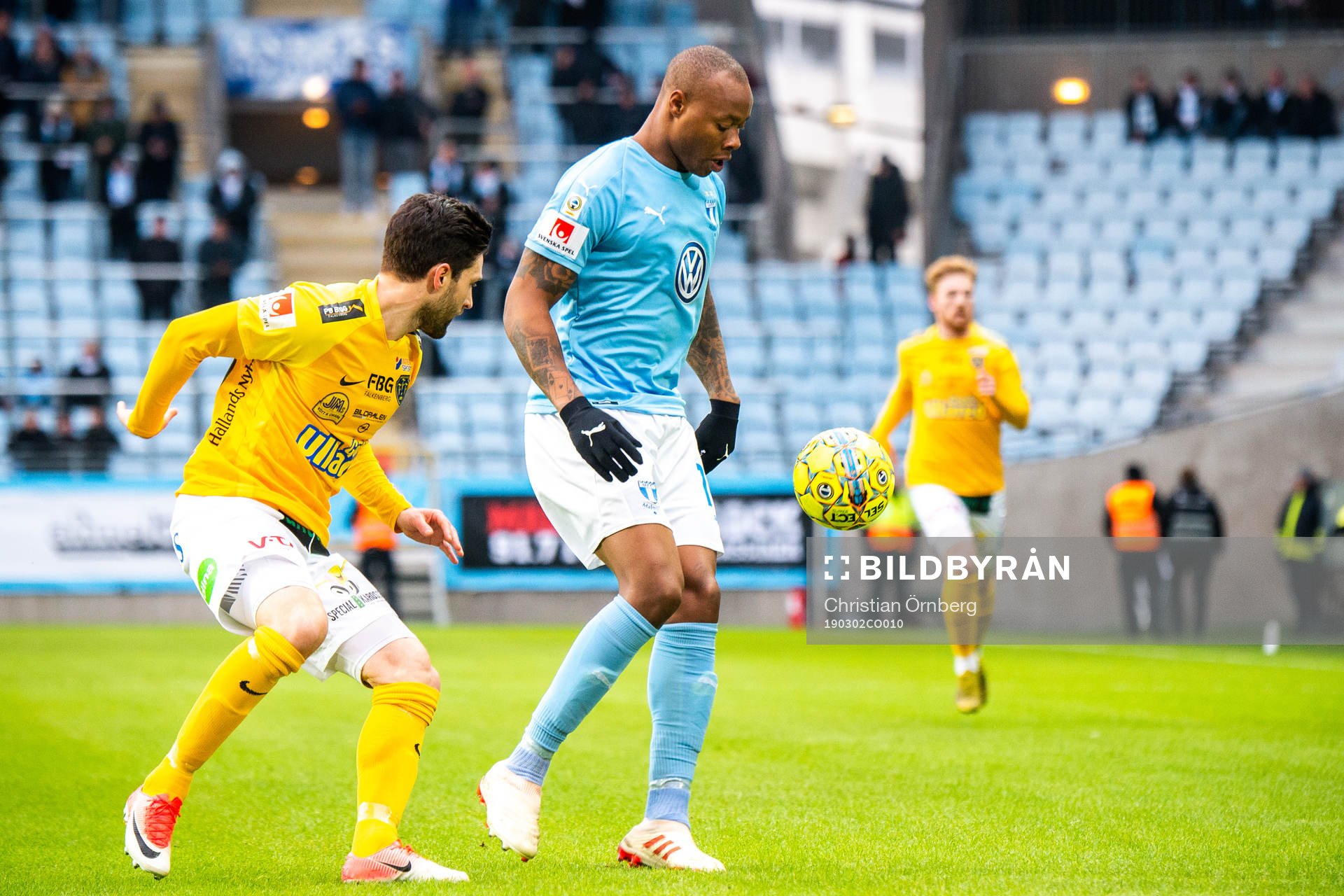 Falkenbergs Tibor Brink Joza och Malmö FFs Carlos