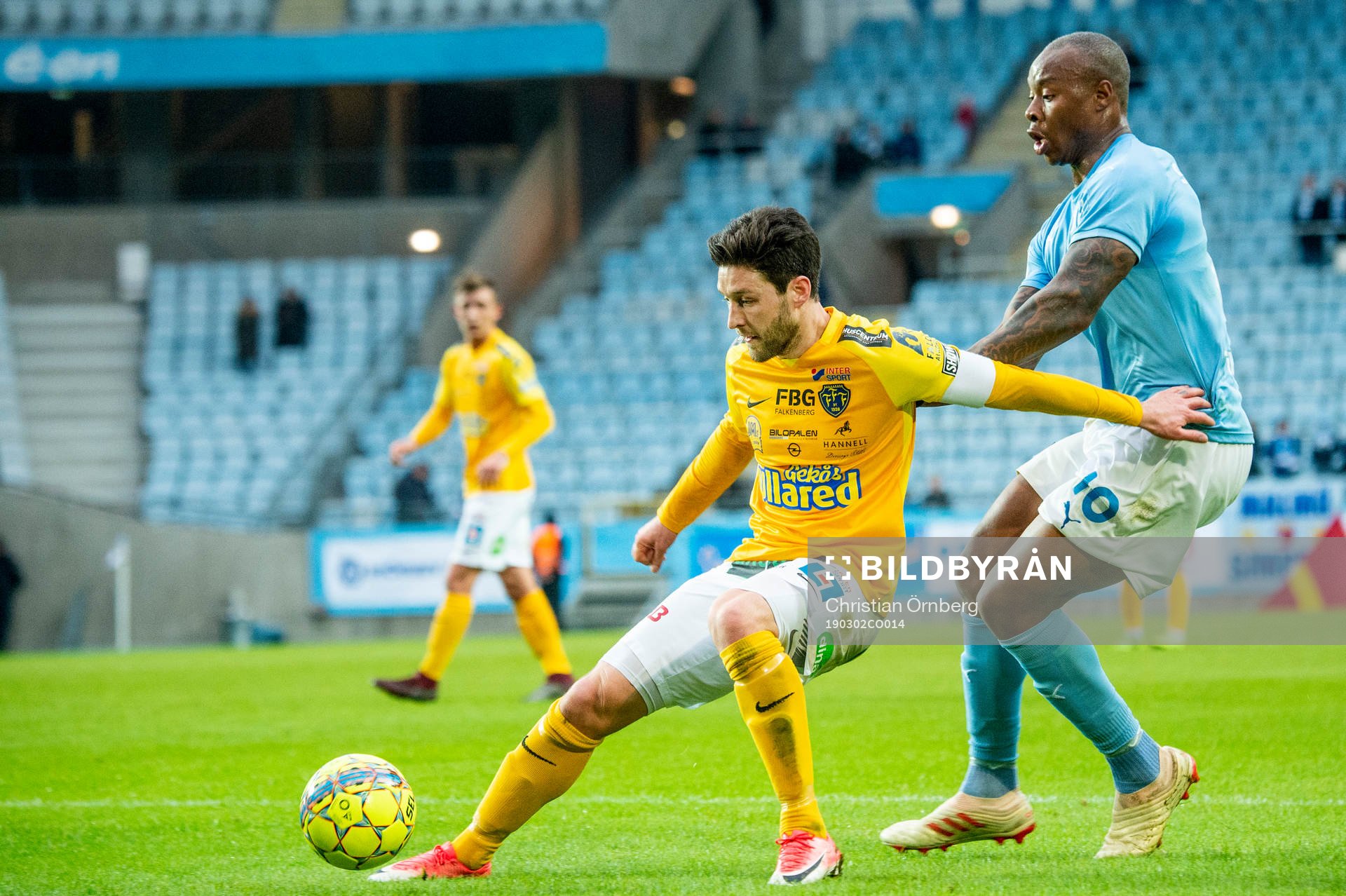 Falkenbergs Tibor Brink Joza mot Malmö FFs Carlos Strandberg under fotbollsmatchen i Svenska Cupen mellan Malmö FF och Falkenberg den 2 mars 2019 i Malmö.