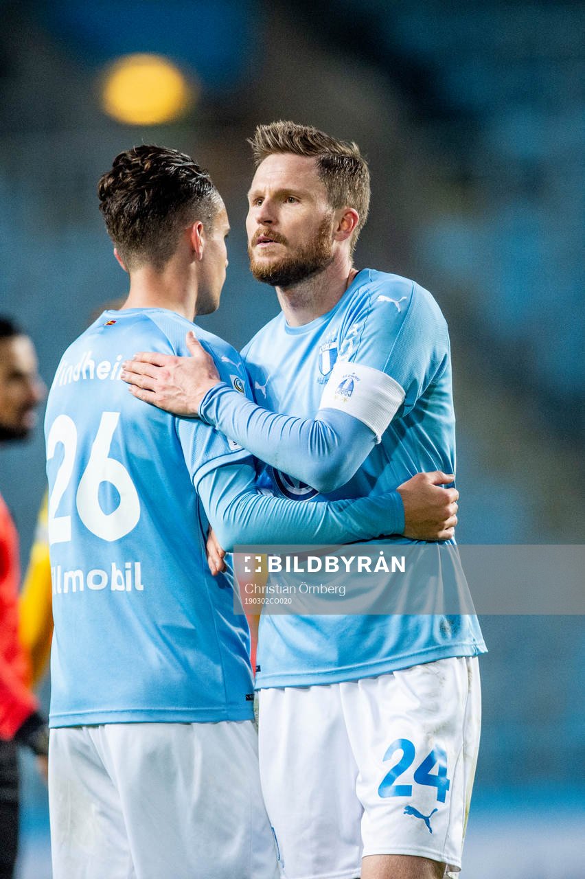 Malmö FFs Andreas Vindheim och Lasse Nielsen deppar