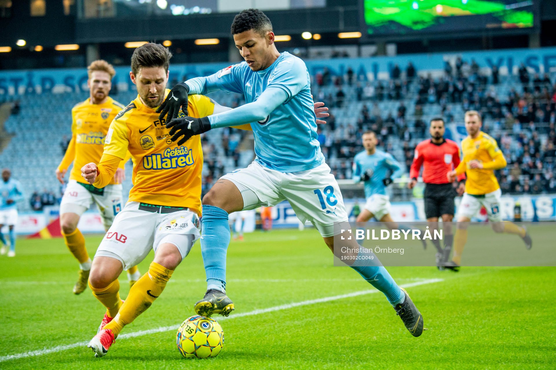 Falkenbergs Tibor Brink Joza mot Malmö FFs Romain Gall