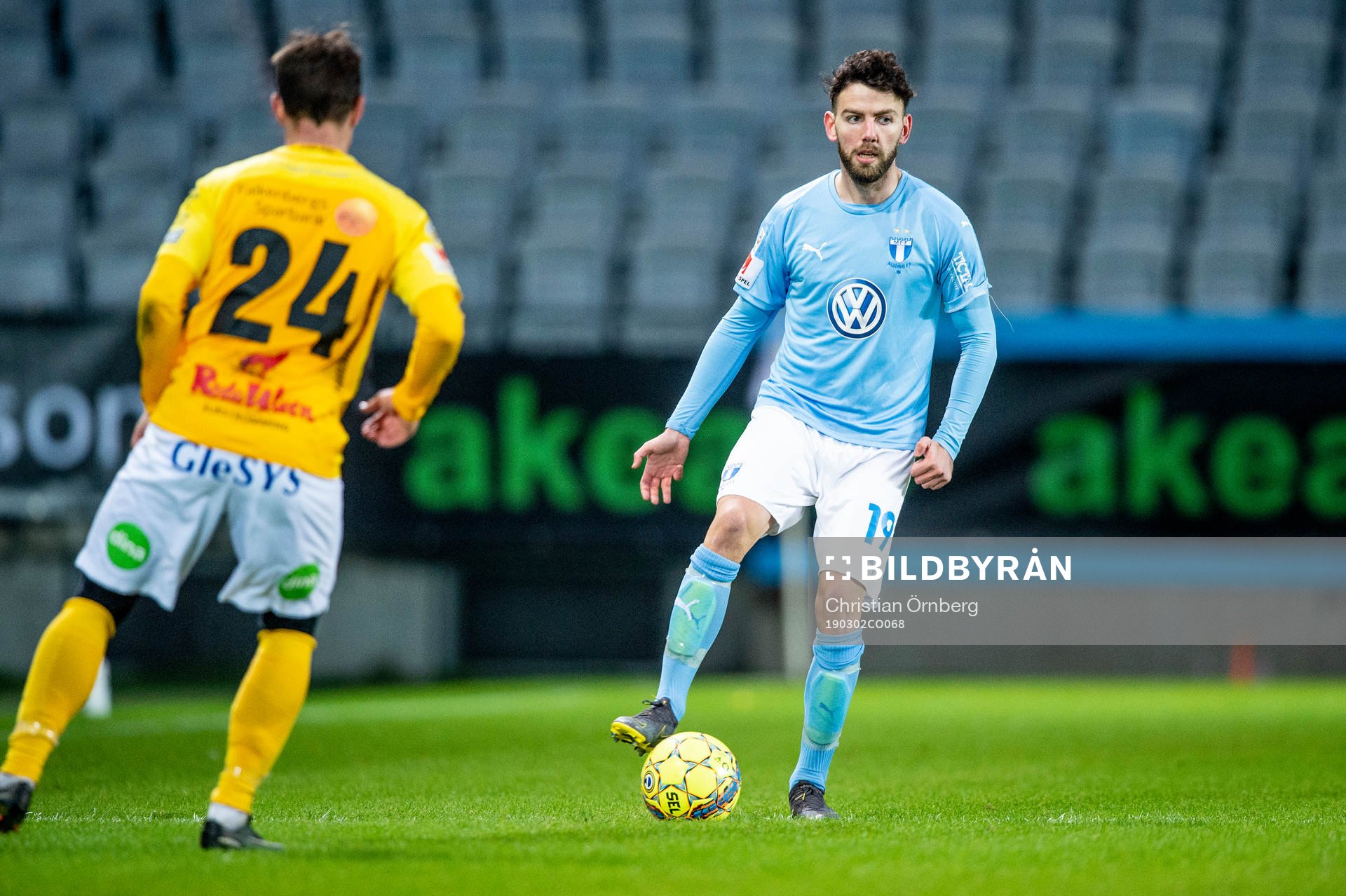 Malmö FFs Erdal Rakip mot Falkenbergs Anton Wede