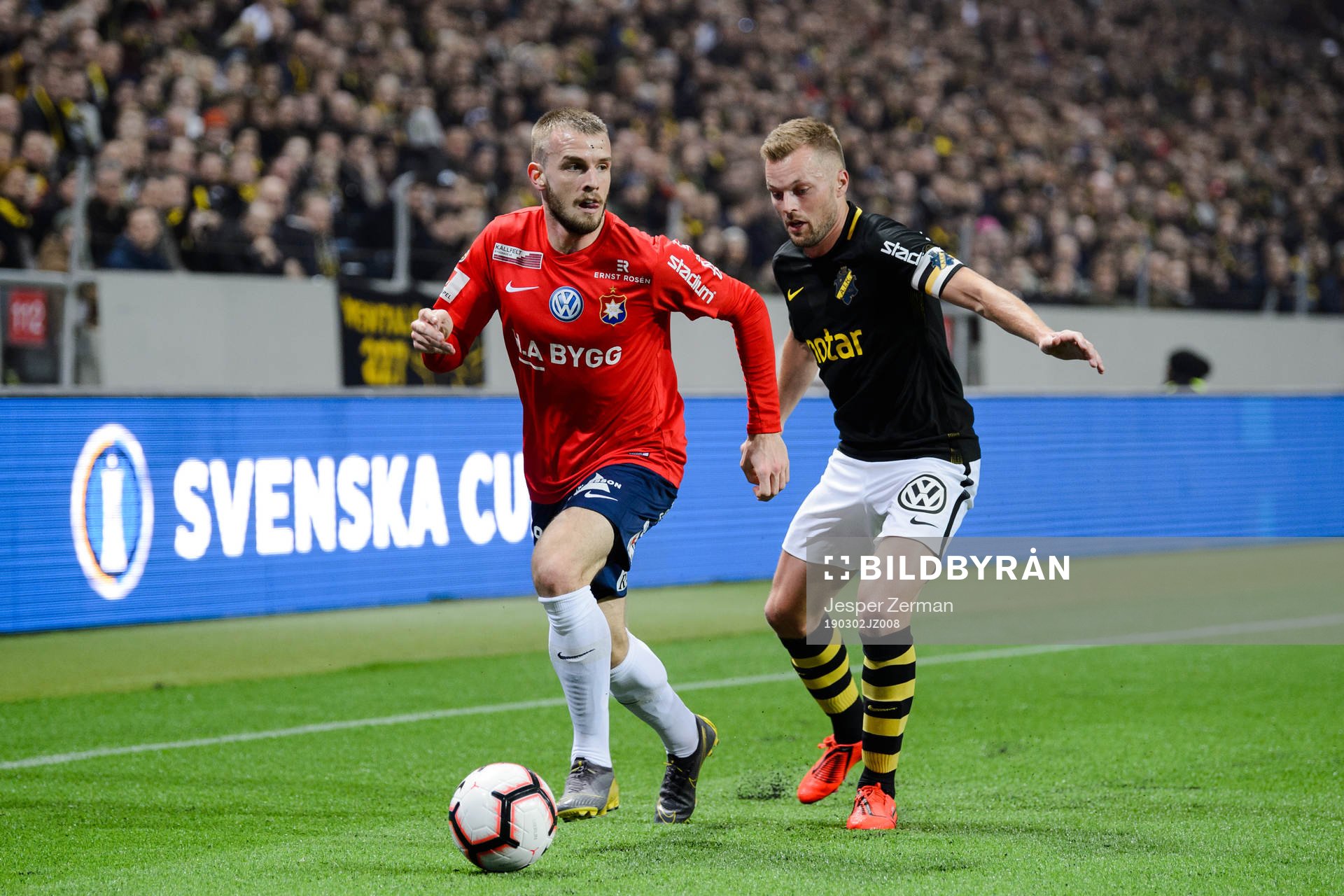 s Sebastian Larsson
