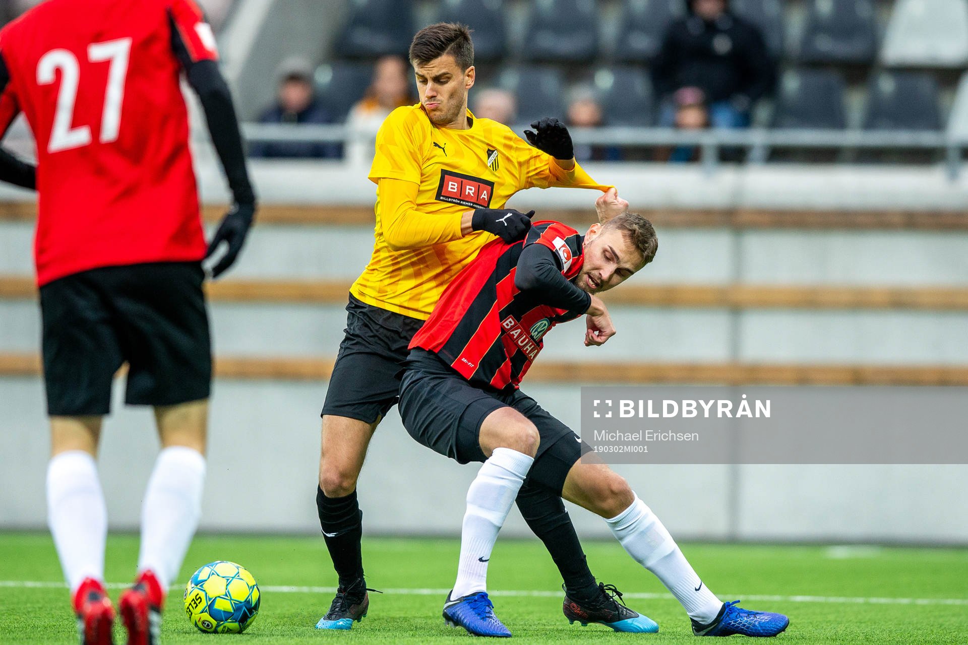 Häckens Alexander Jeremejeff och Brommapojkarnas Ali Suljic