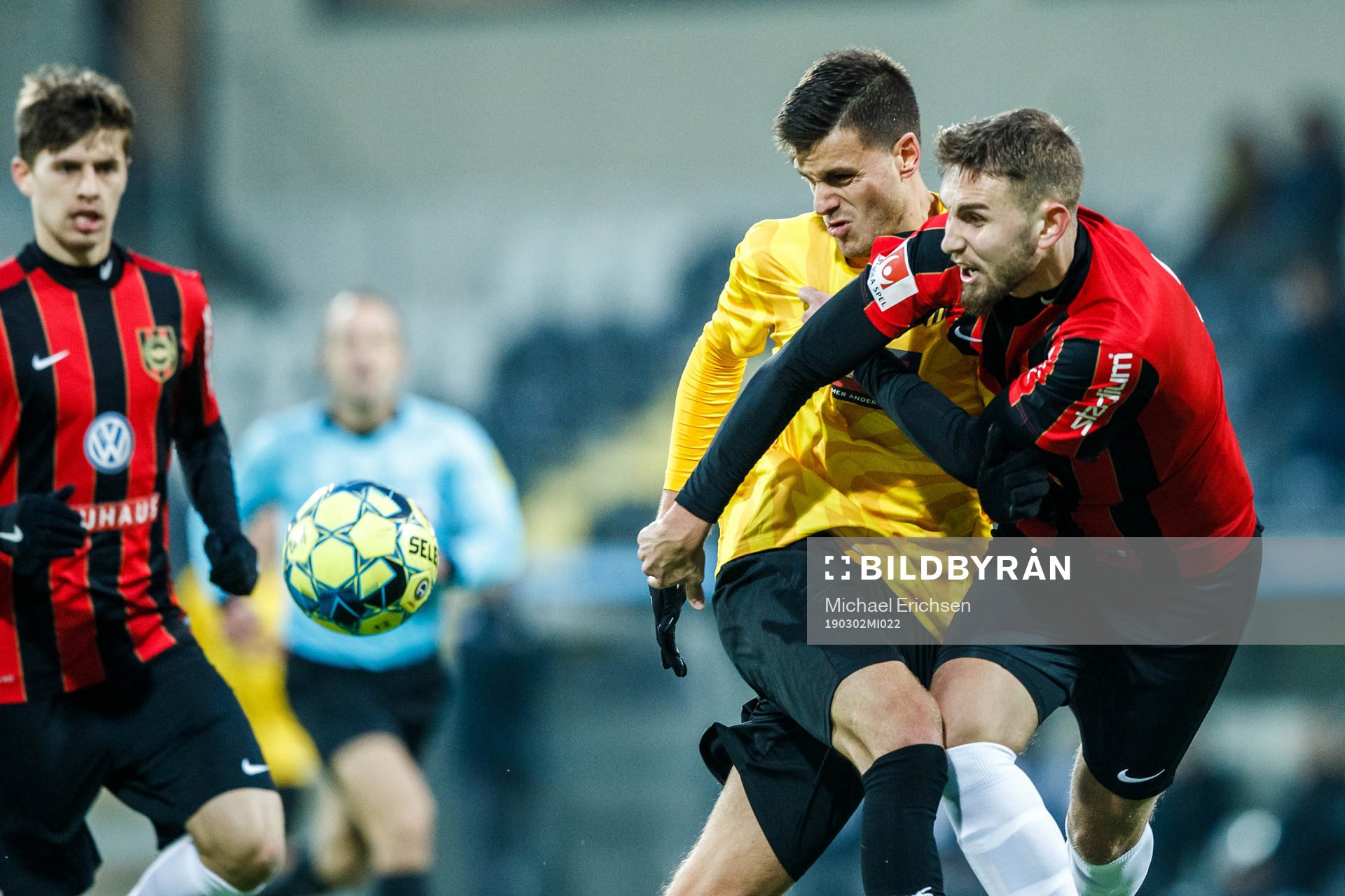 Häckens Alexander Jeremejeff och Brommapojkarnas Ali Suljic