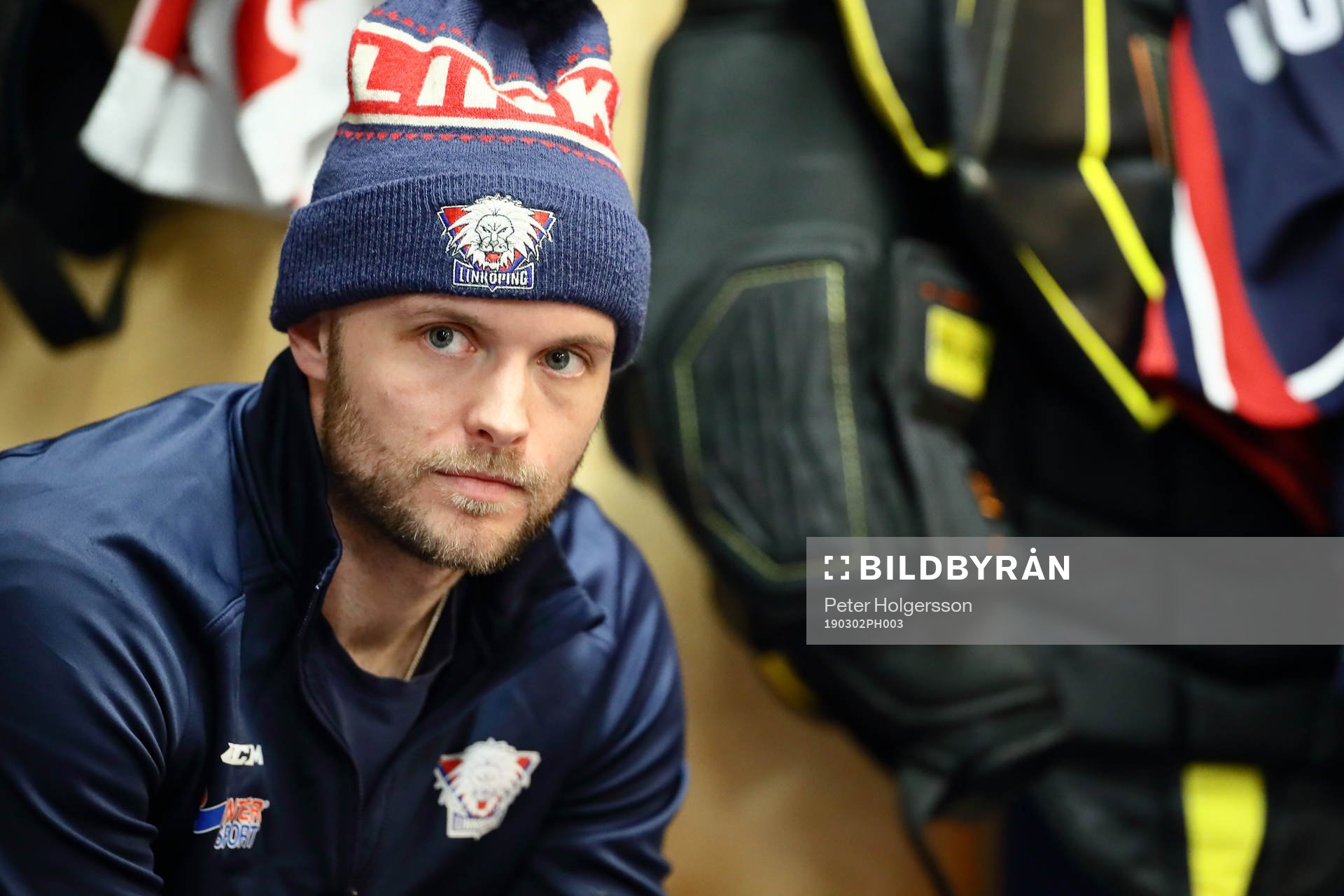 Linköpings Chad Billins före ishockeymatchen i SHL mellan