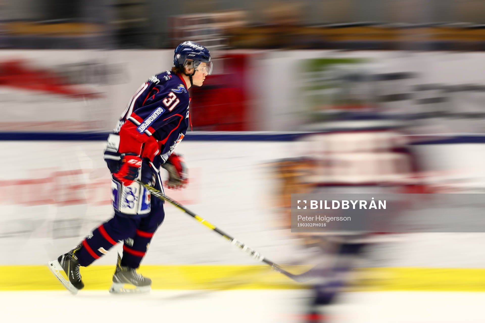 Linköpings Olle Lycksell före ishockeymatchen i SHL