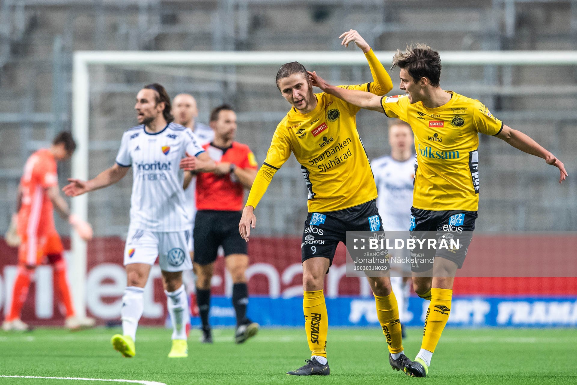 Elfsborgs Pawel Cibicki jublar