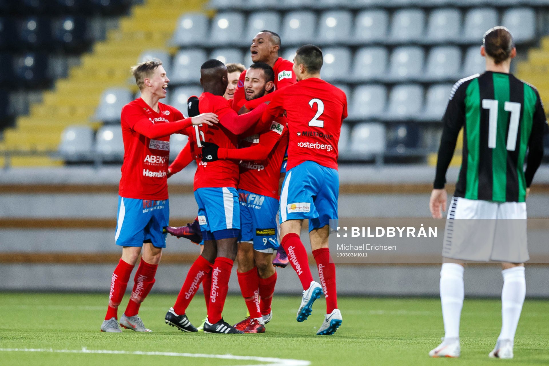 Nyköpings Jason Romero jublar