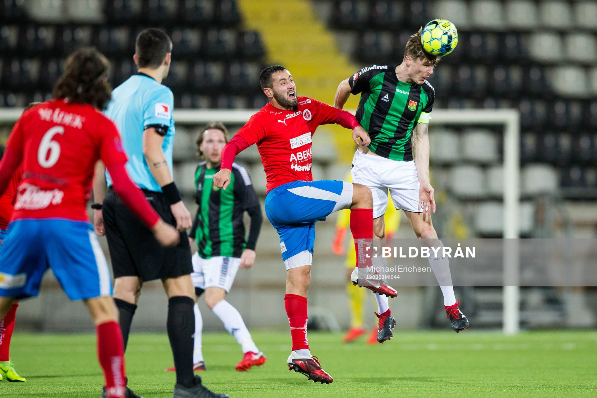 Nyköpings Jason Romero och GAIS Marcus Bergholtz