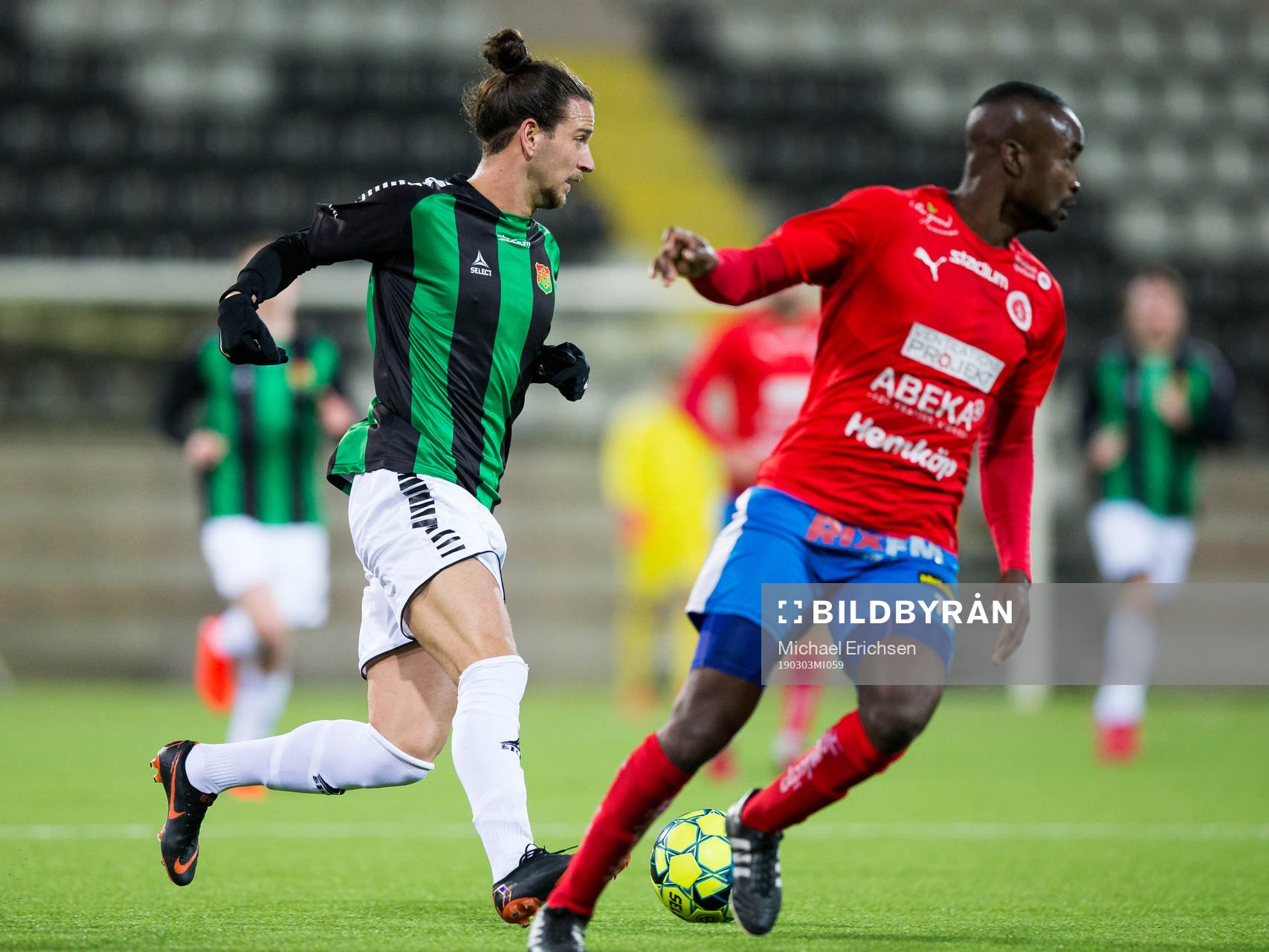 GAIS Edin Hamidovic och Nyköpings Sulayman Jobarteh