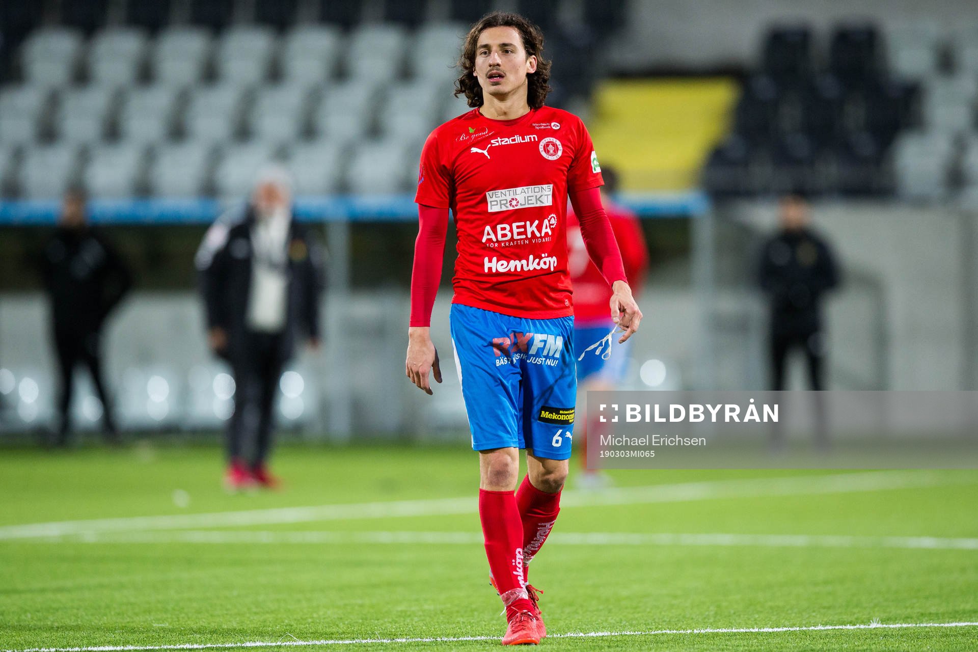 Nyköpings Enis Ahmetovic deppar