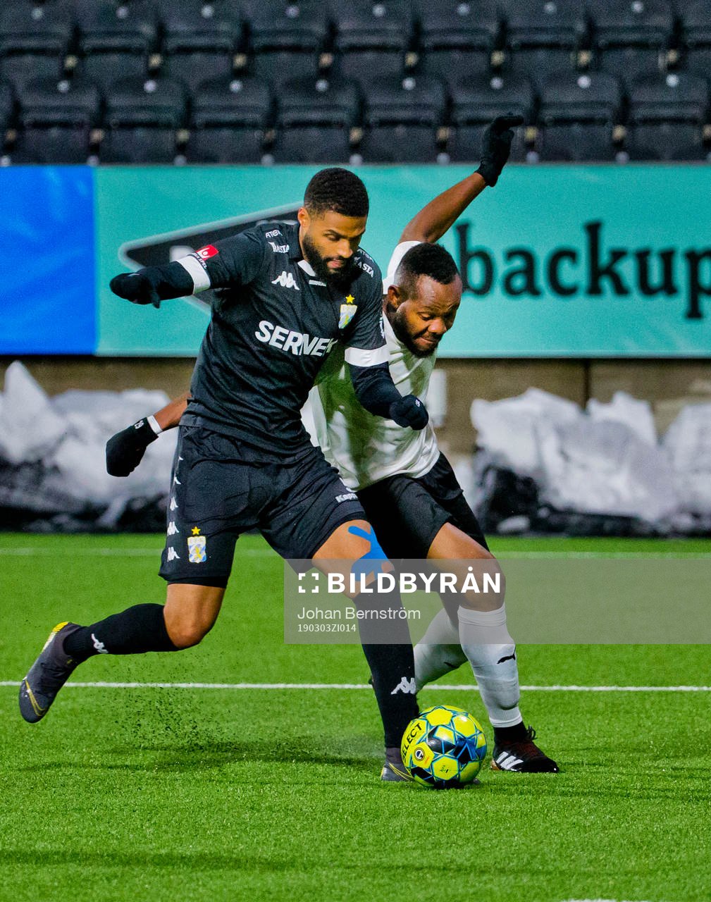 IFK Göteborgs Kristopher Da Graca och Örebros Michael