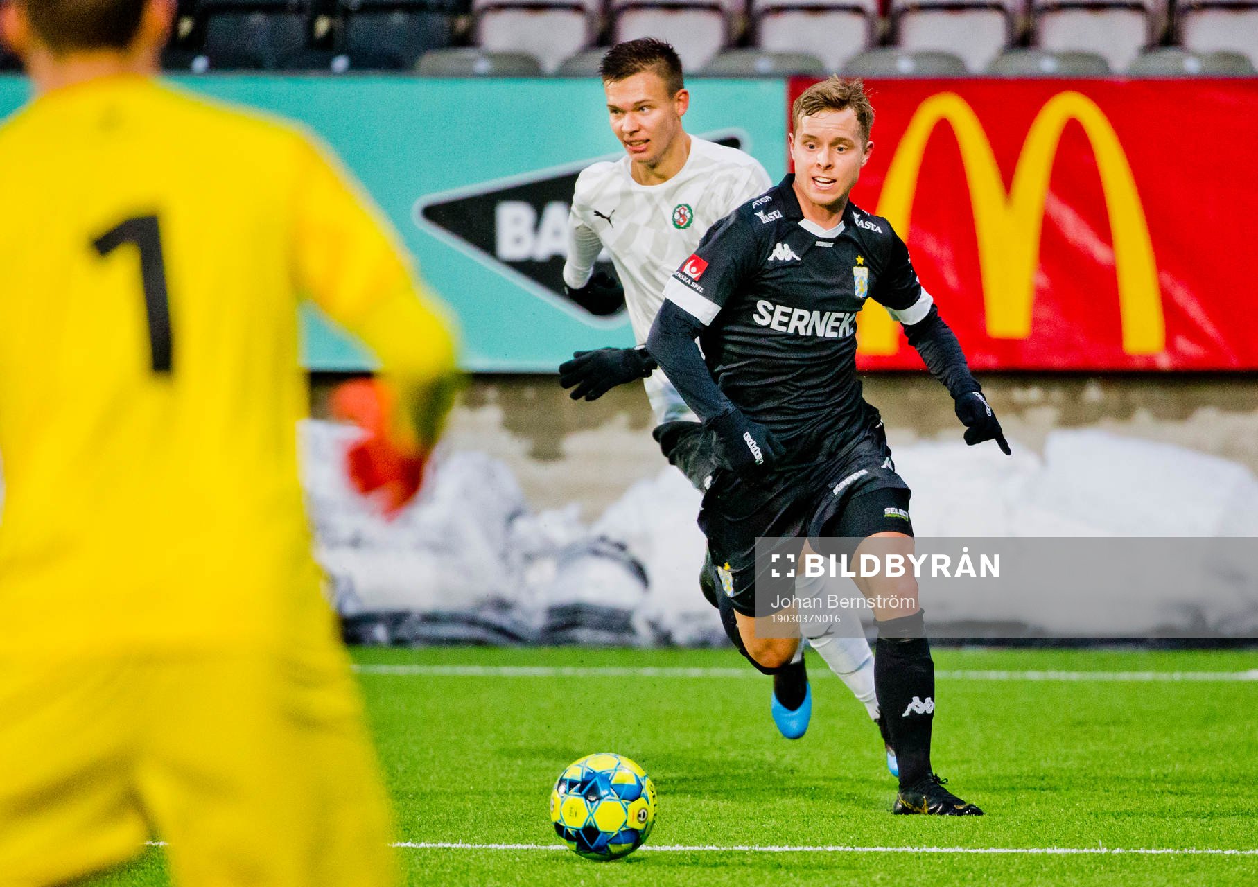 Örebros Arvid Brorsson och IFK Göteborgs Victor Wernersson