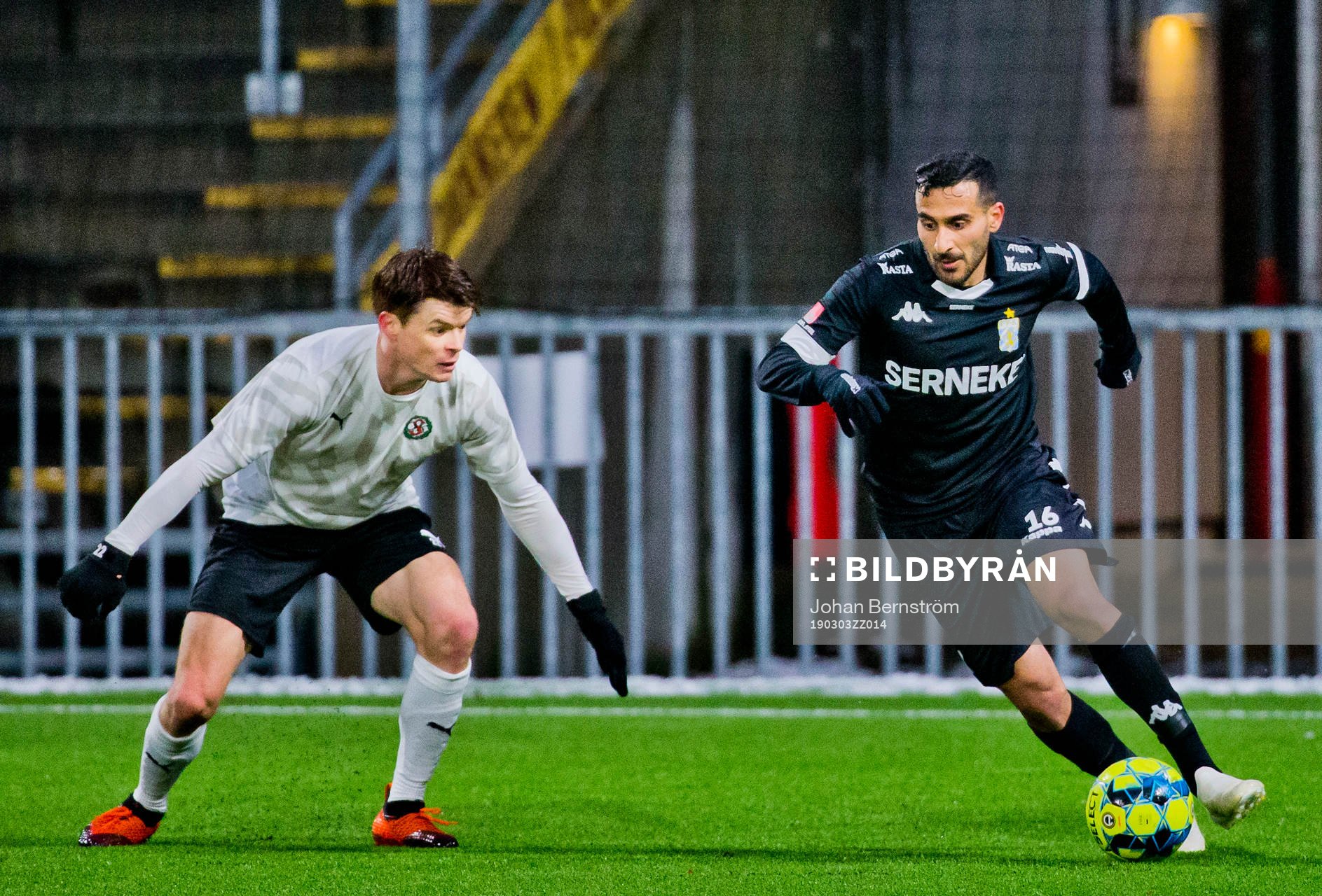 Örebros Albin Granlund och IFK Göteborgs Sargon Abraham
