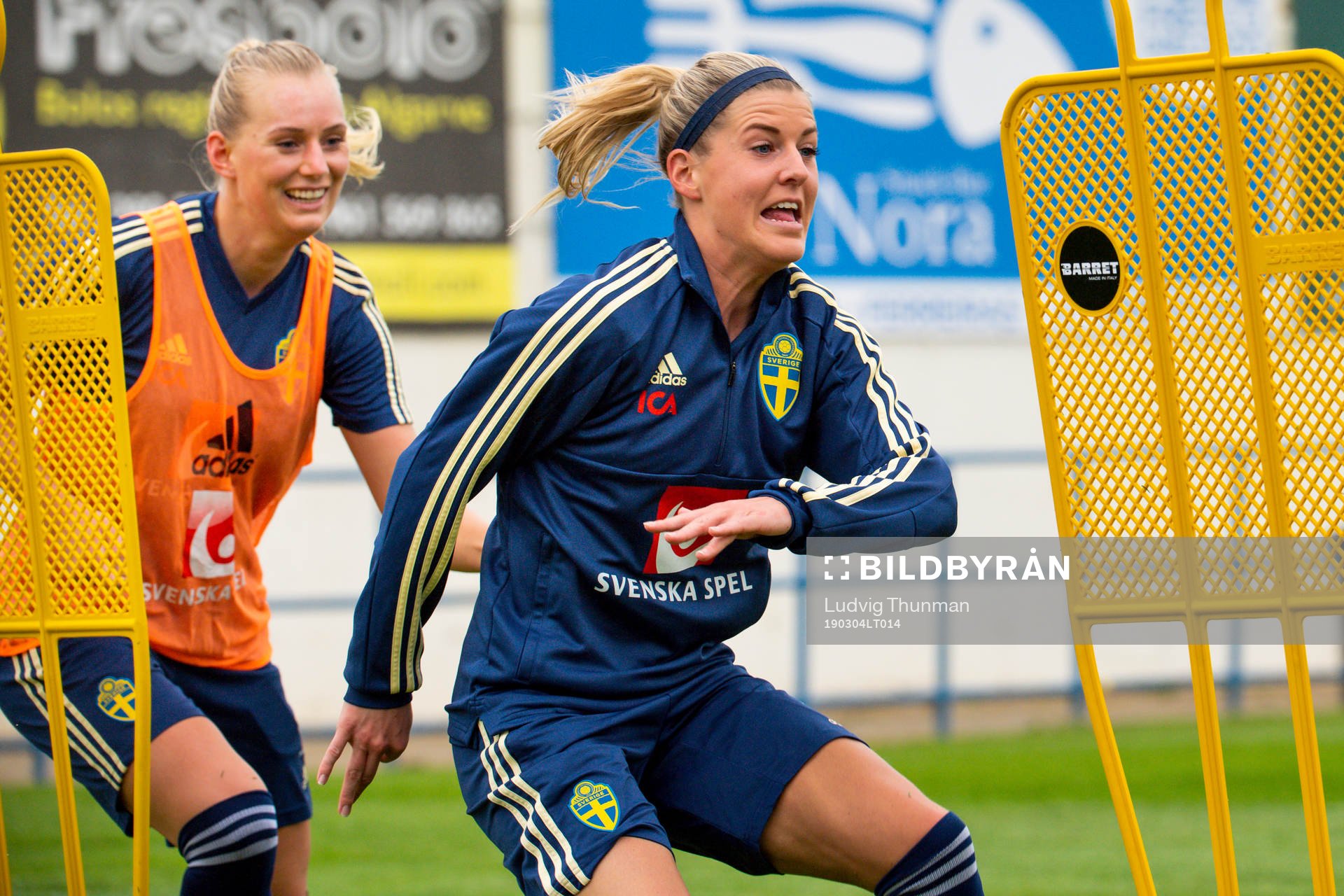 Stina Blackstenius och Olivia Schough