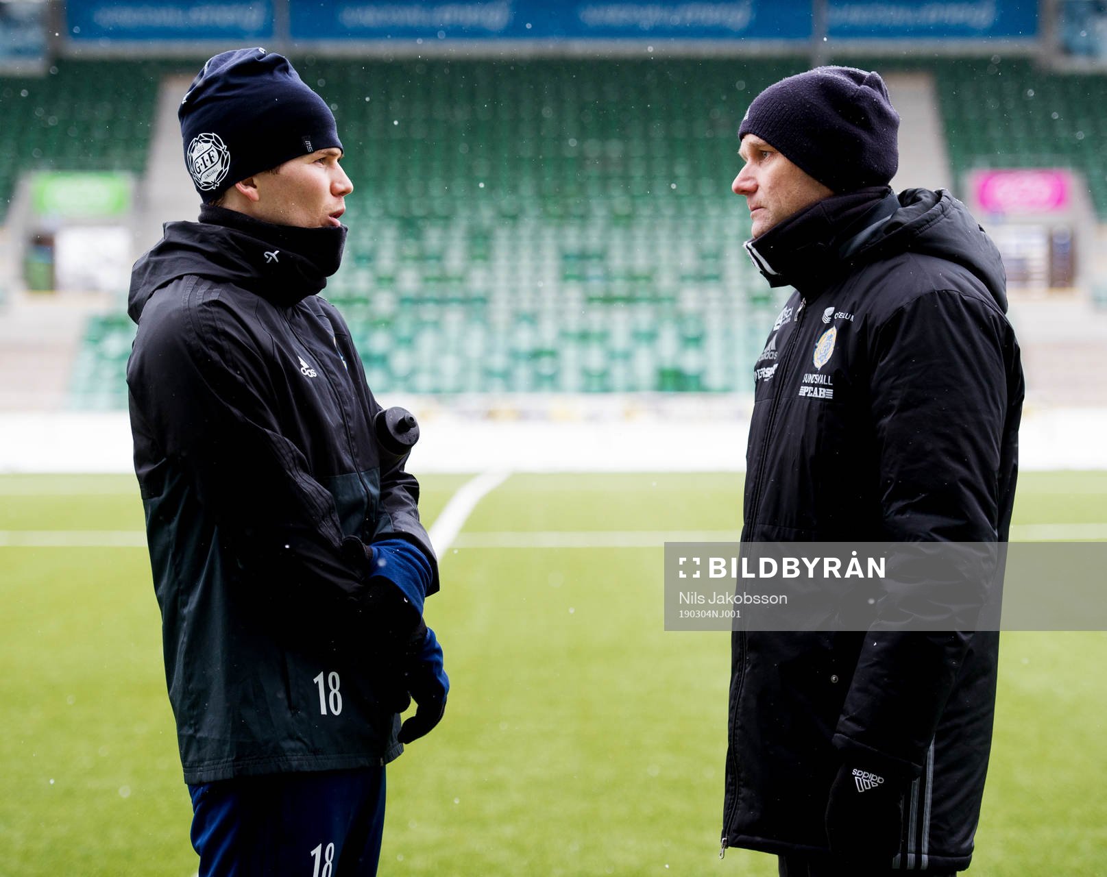 Oliver Berg och assisterande tränare Andreas Pettersson